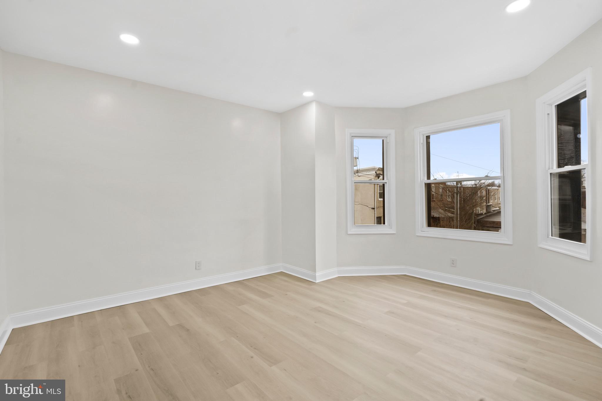 COBBS CREEK - Residential