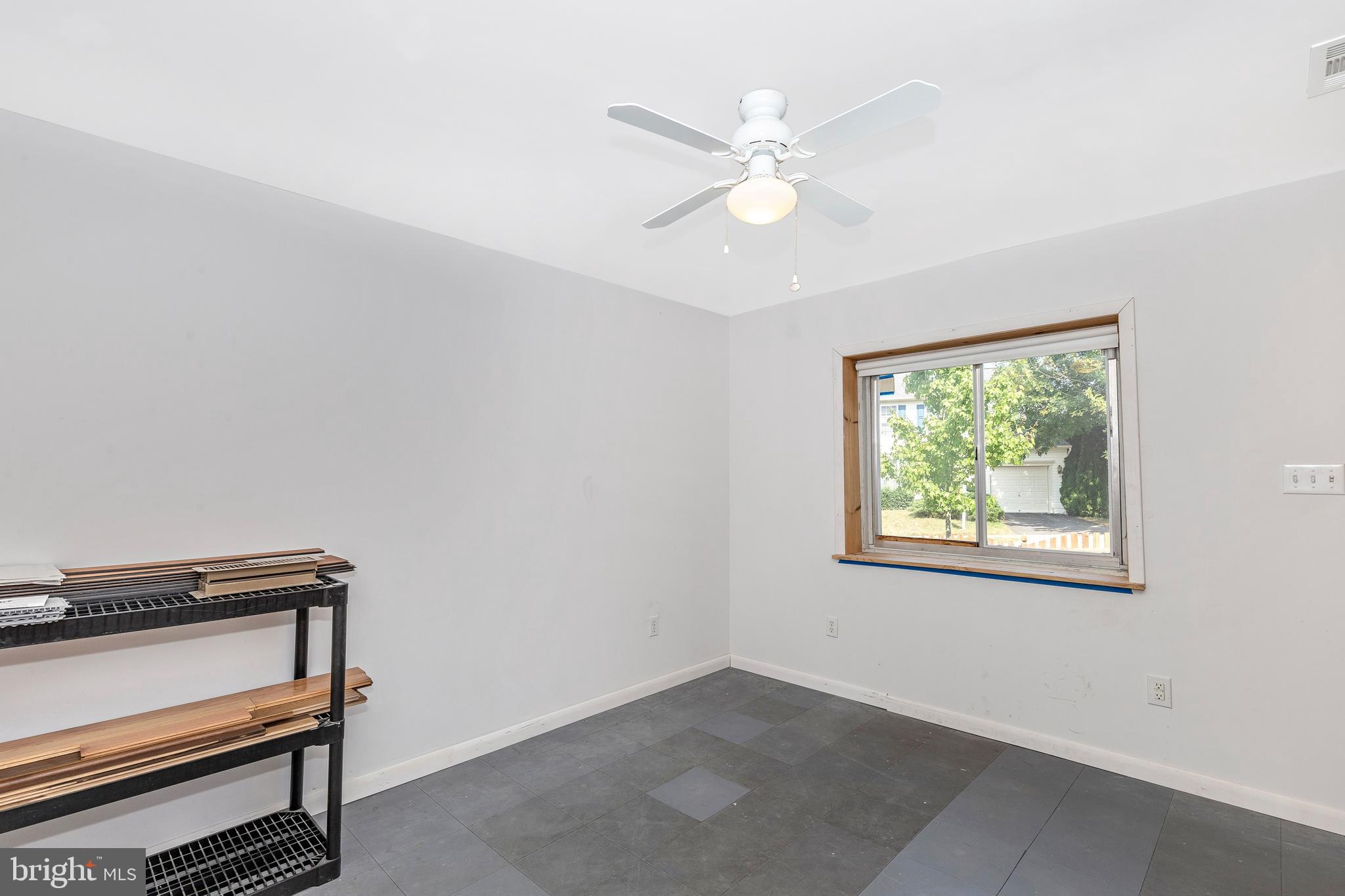 WESLEY WOODS - Residential