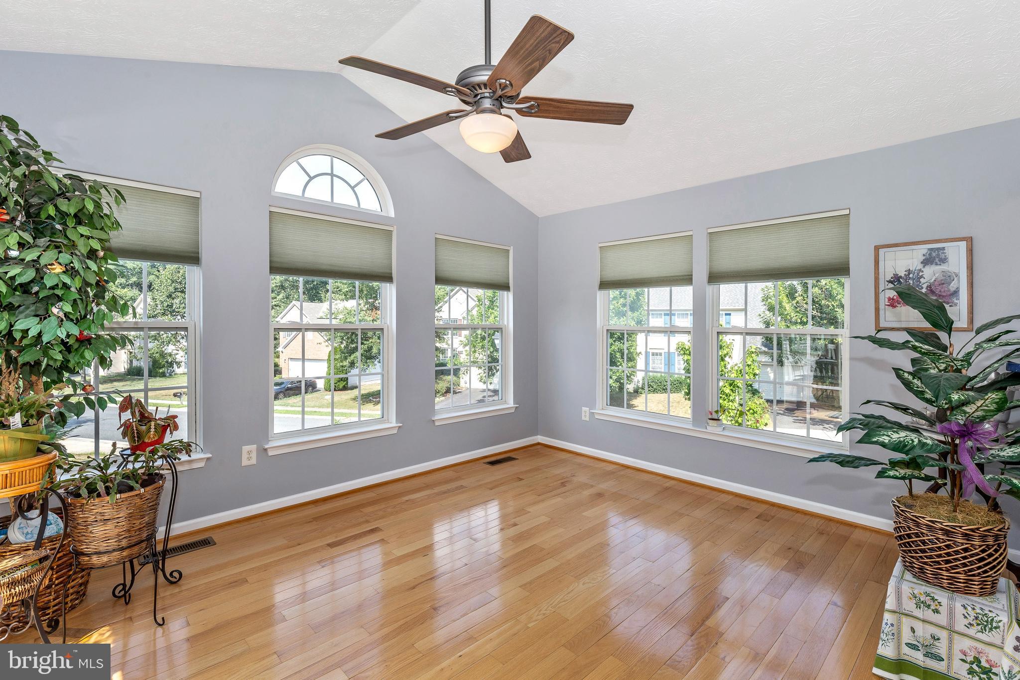 WESLEY WOODS - Residential