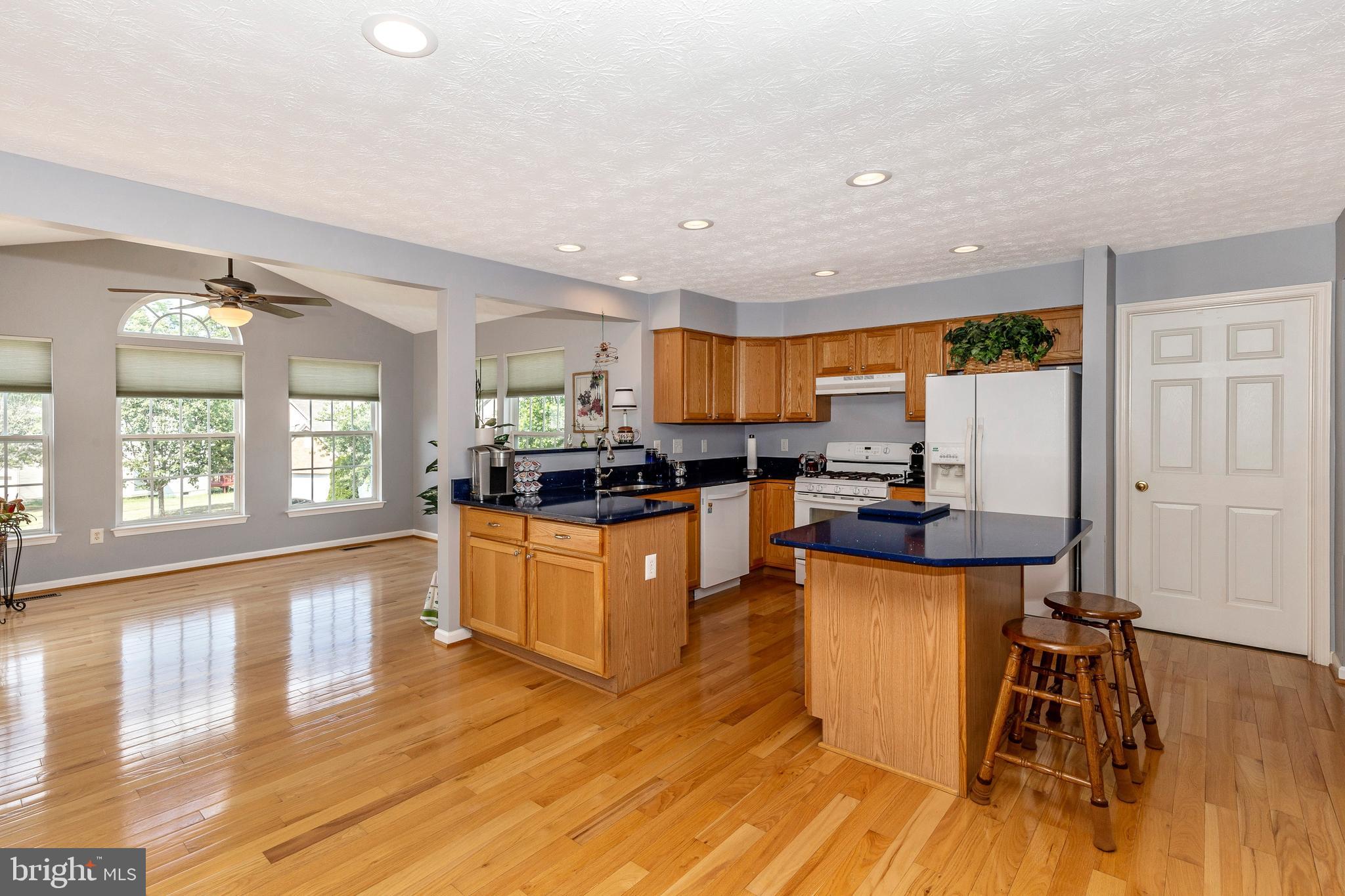 WESLEY WOODS - Residential