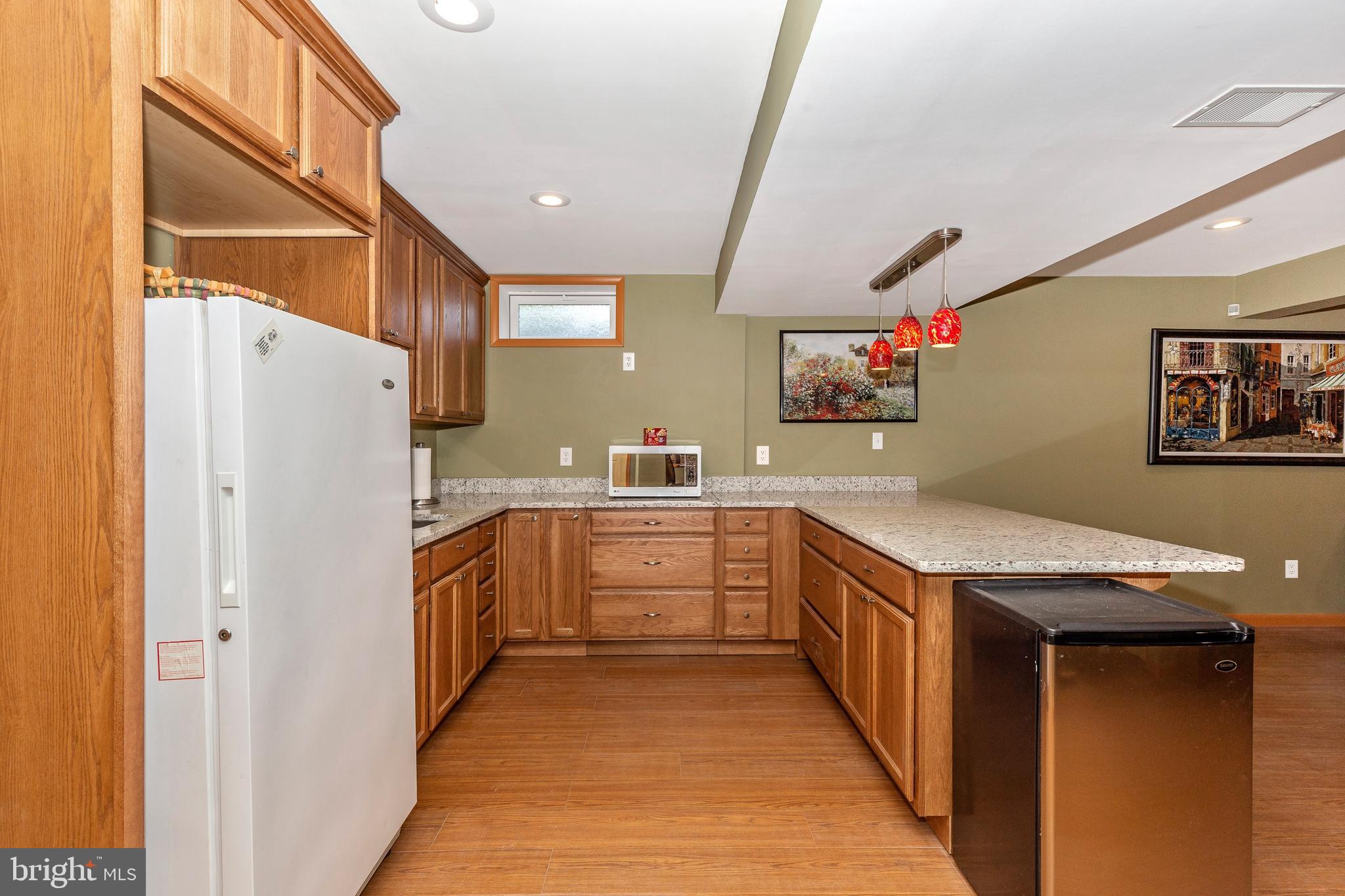 WESLEY WOODS - Residential