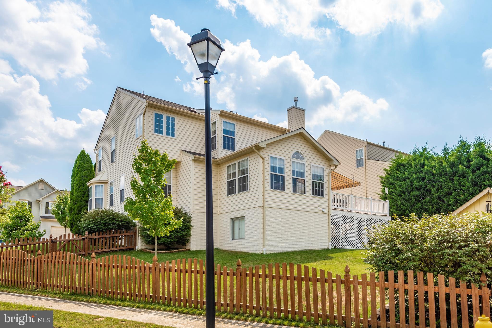 WESLEY WOODS - Residential