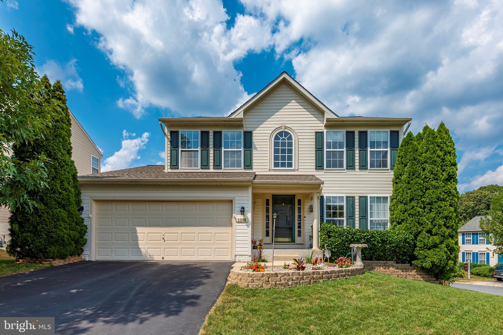 WESLEY WOODS - Residential