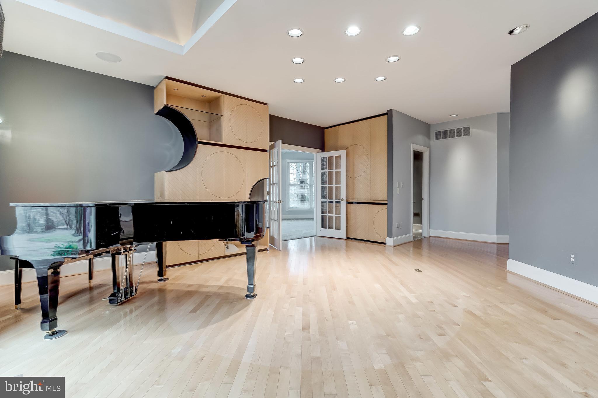 FOREST GLEN - Residential