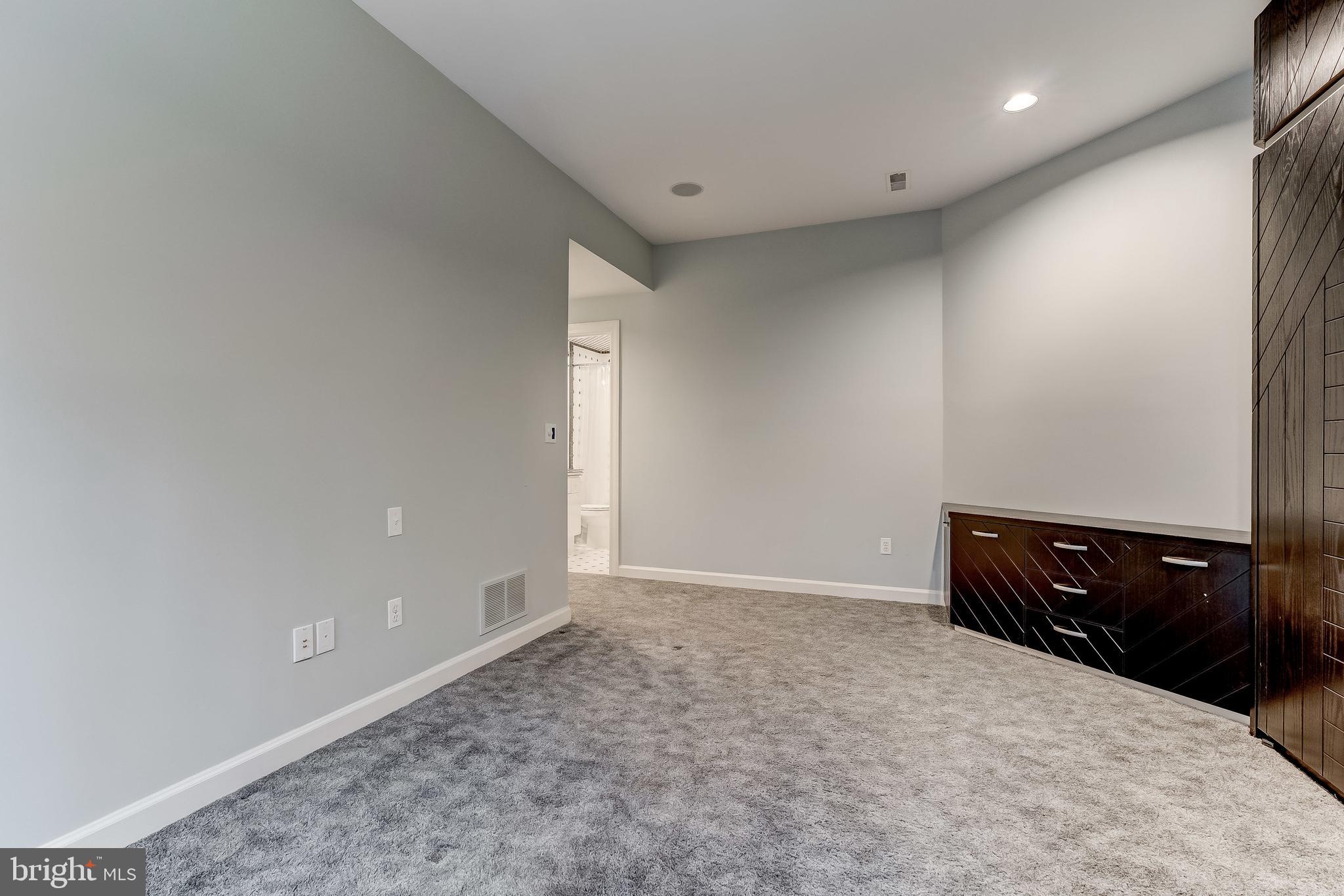 FOREST GLEN - Residential