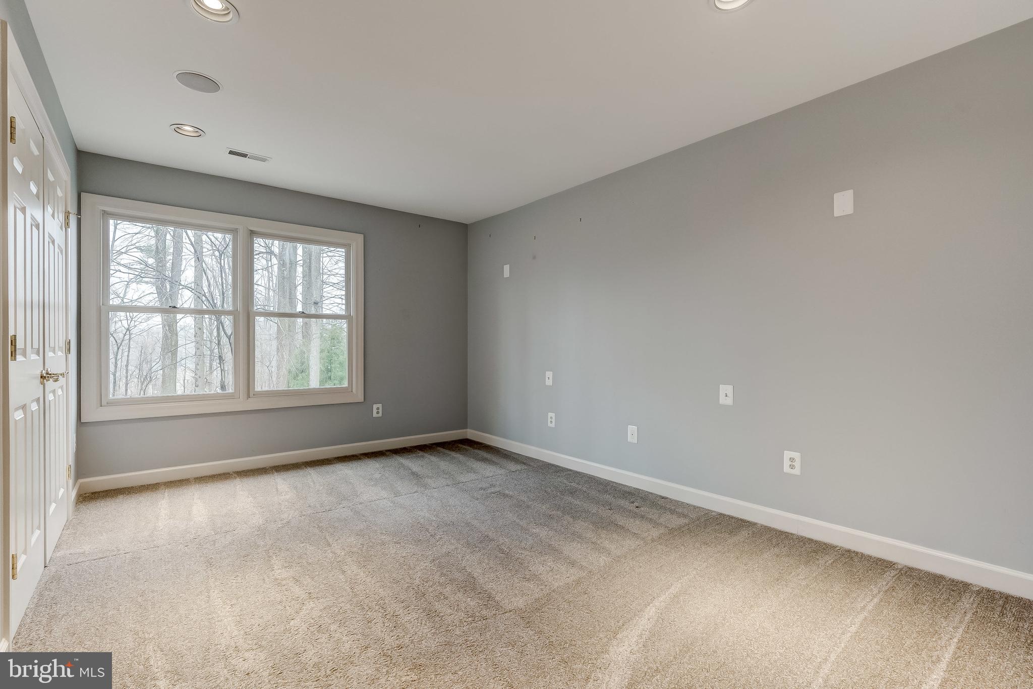 FOREST GLEN - Residential