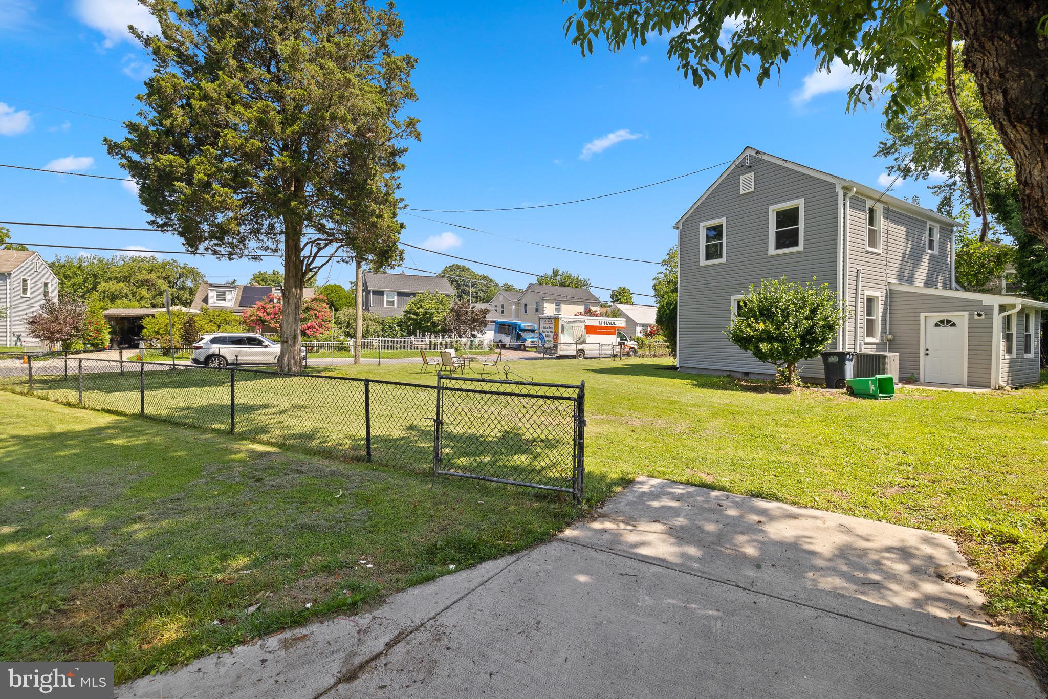 GREEN MEADOWS - Residential