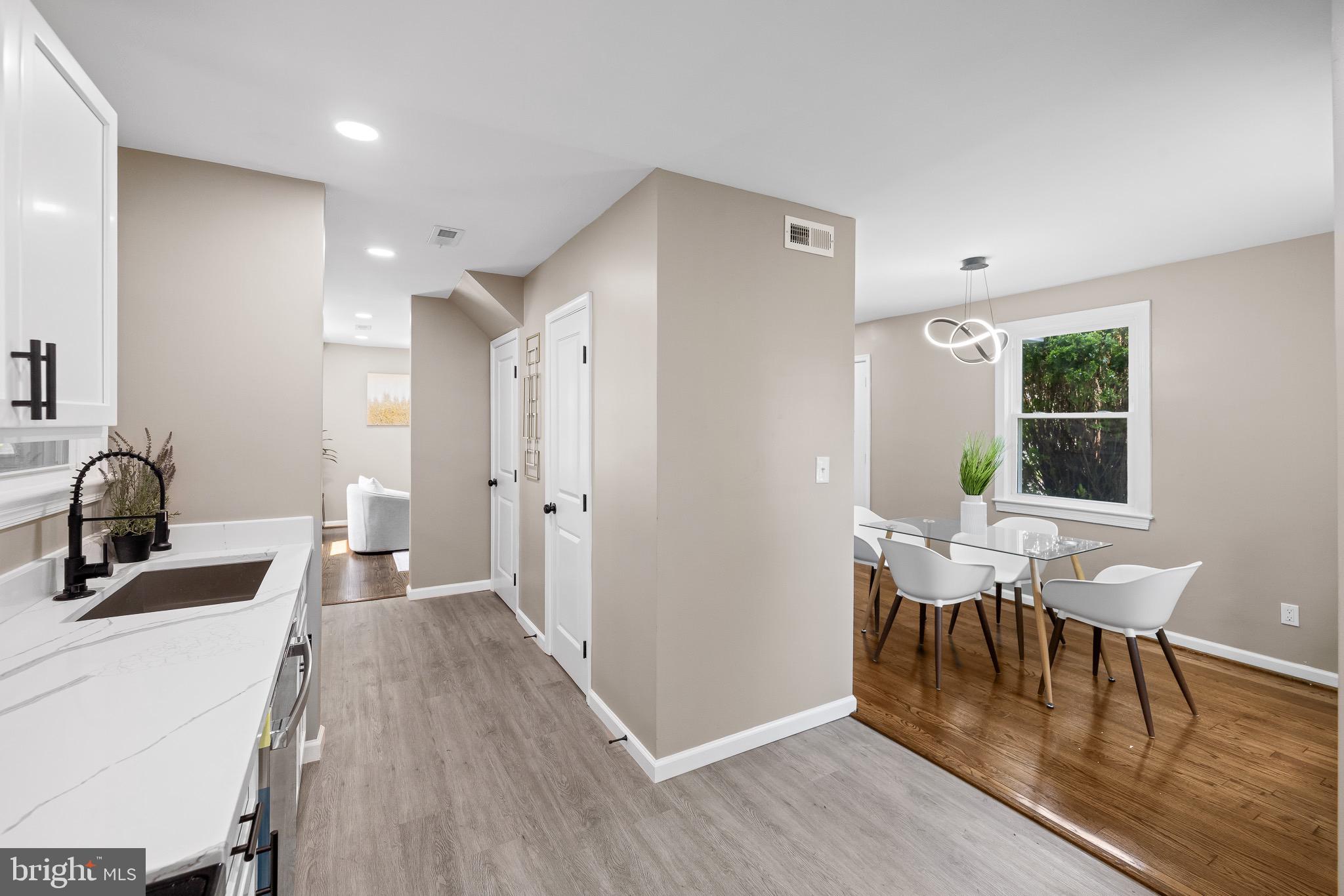 GREEN MEADOWS - Residential