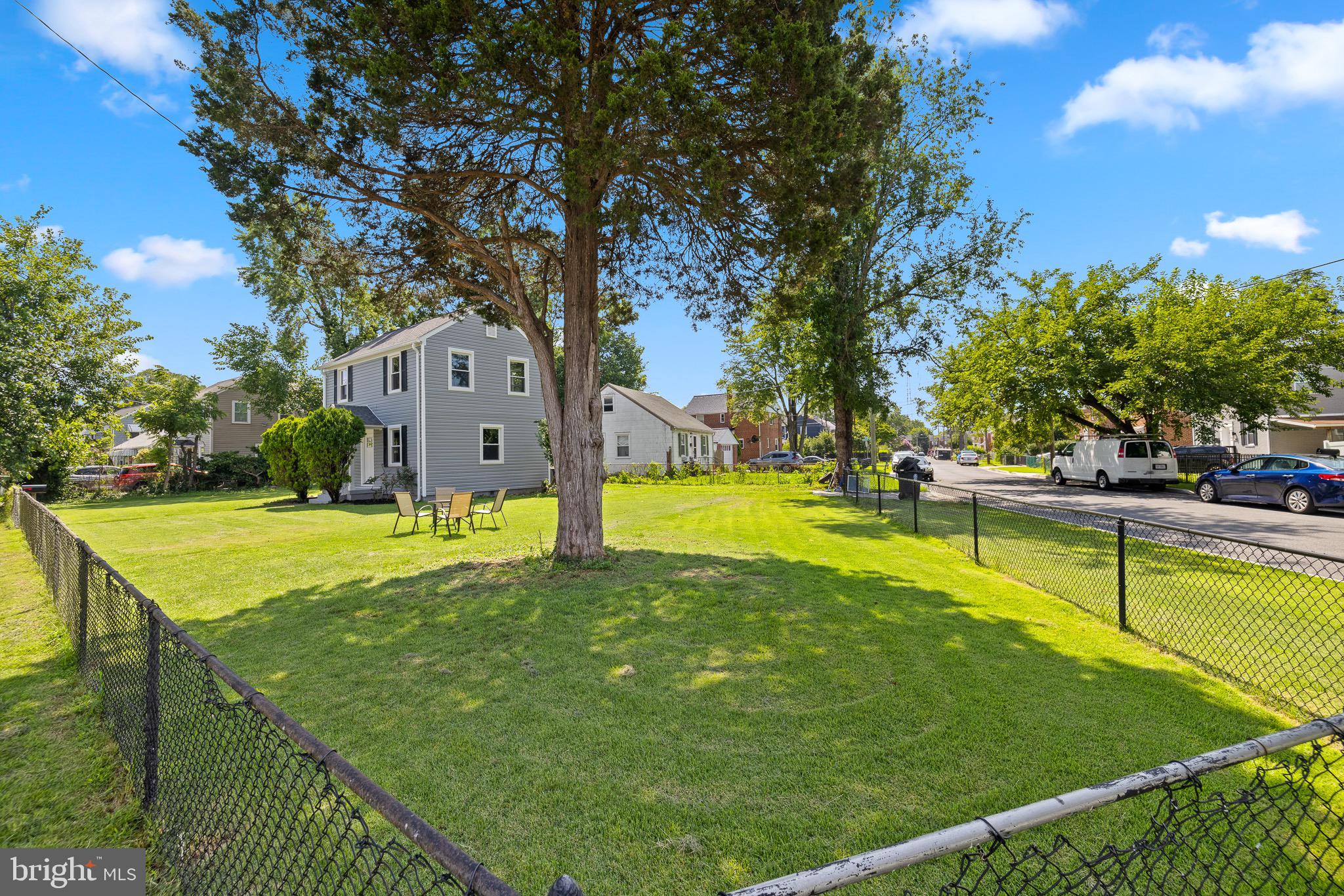 GREEN MEADOWS - Residential