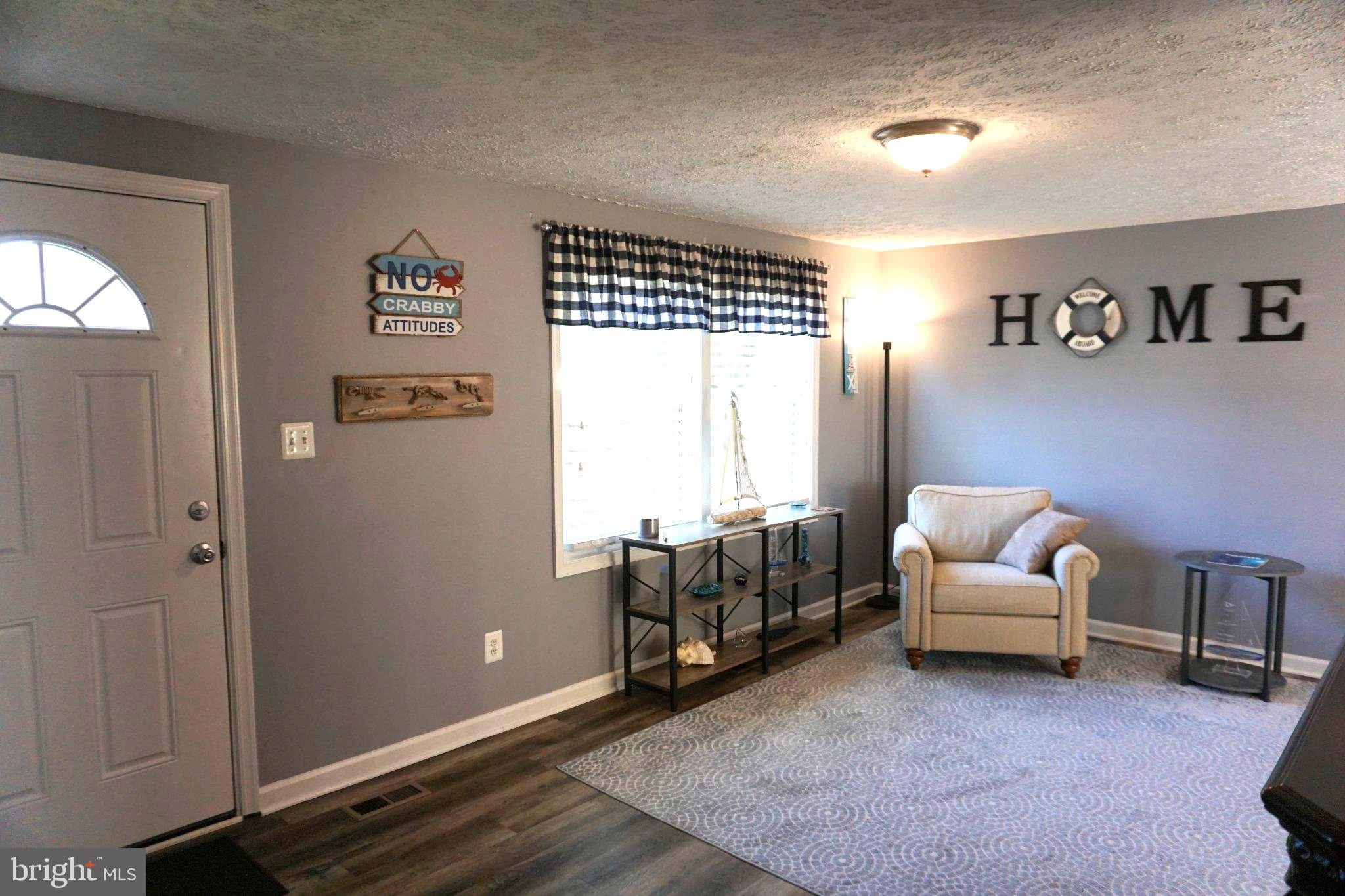 100 SHELL COVE COURT