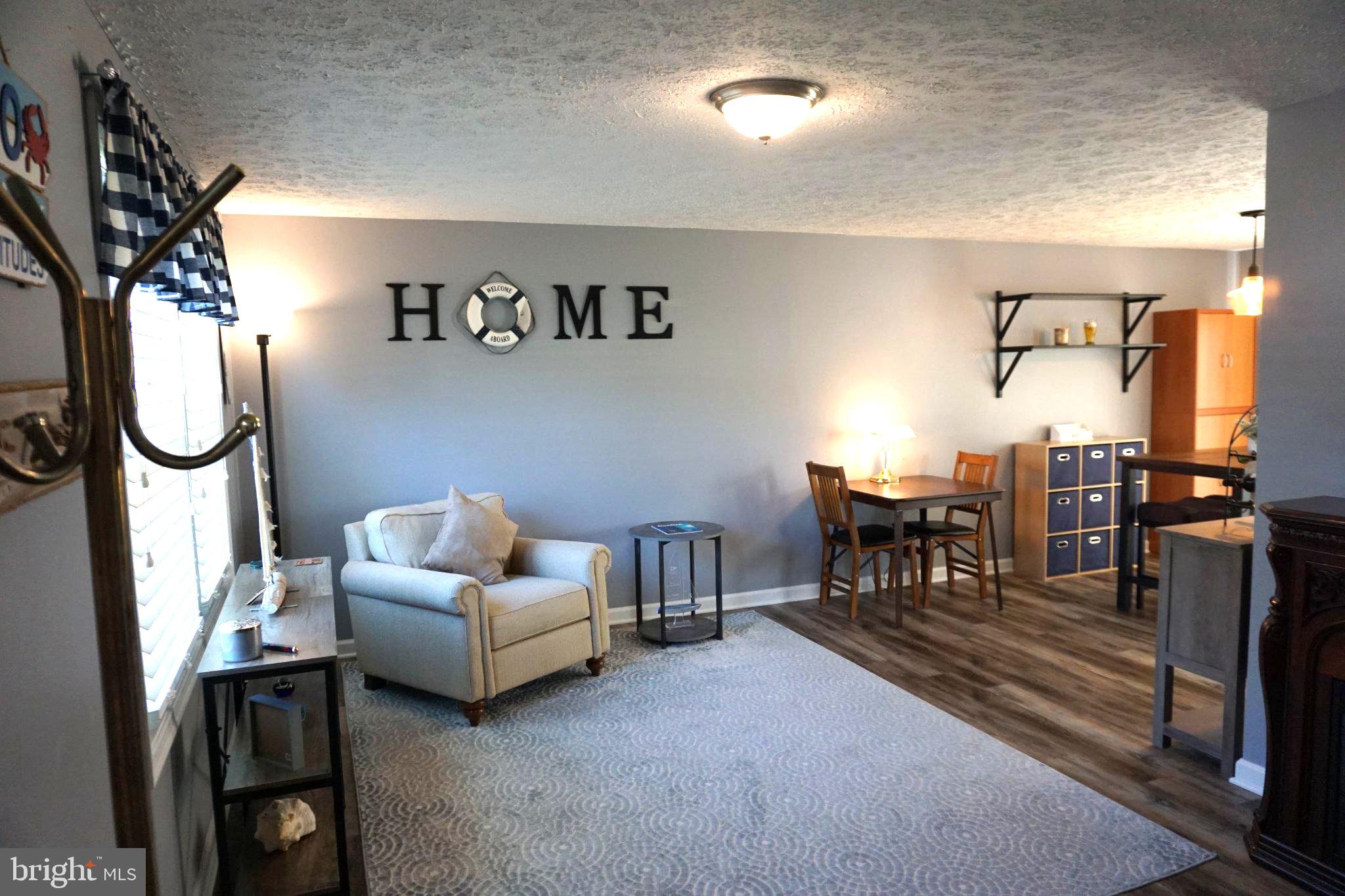 100 SHELL COVE COURT