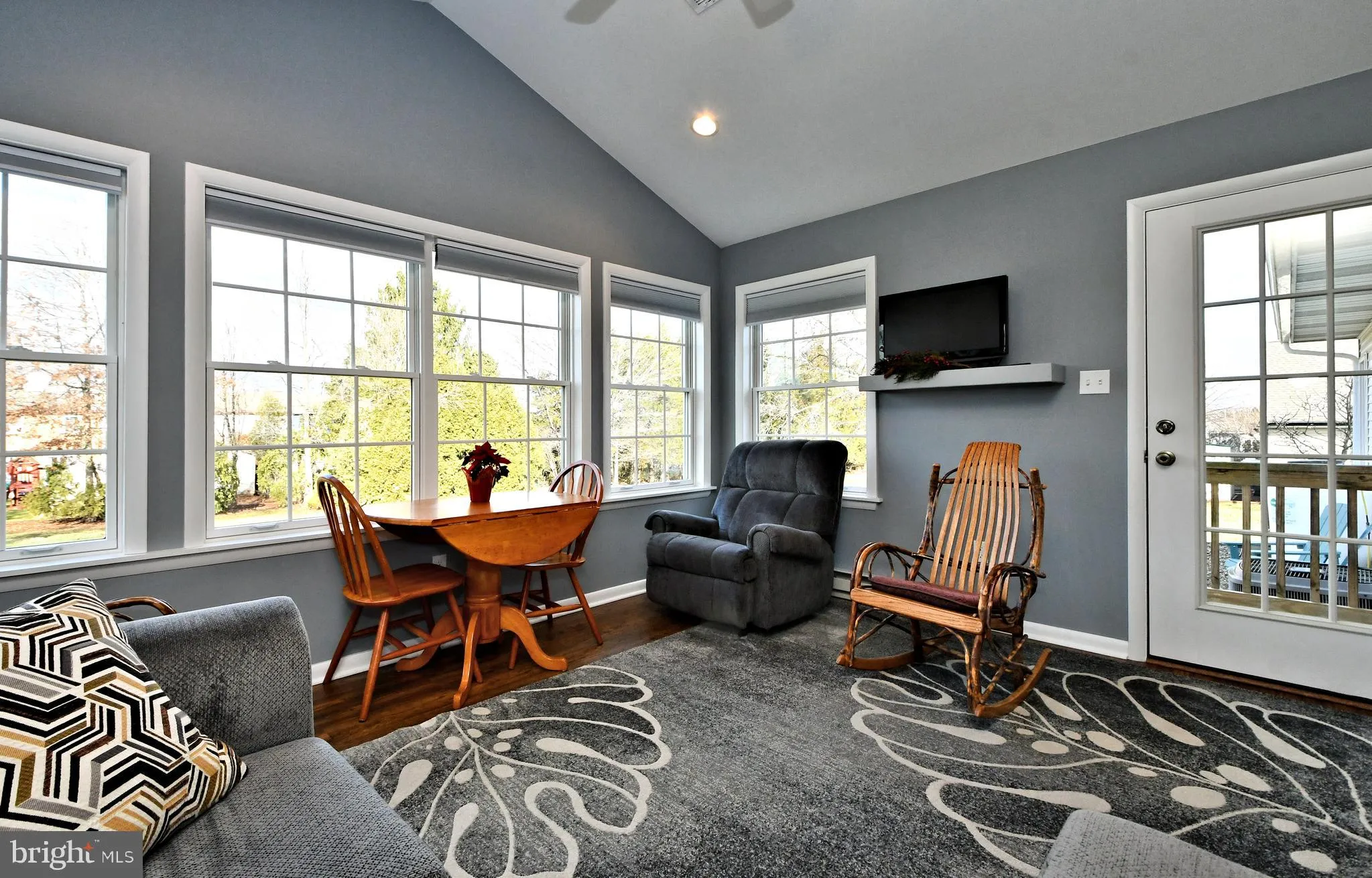 Telford, Pennsylvania 18969, United States, 3 Bedrooms Bedrooms, ,2 BathroomsBathrooms,Residential,Pending,24992