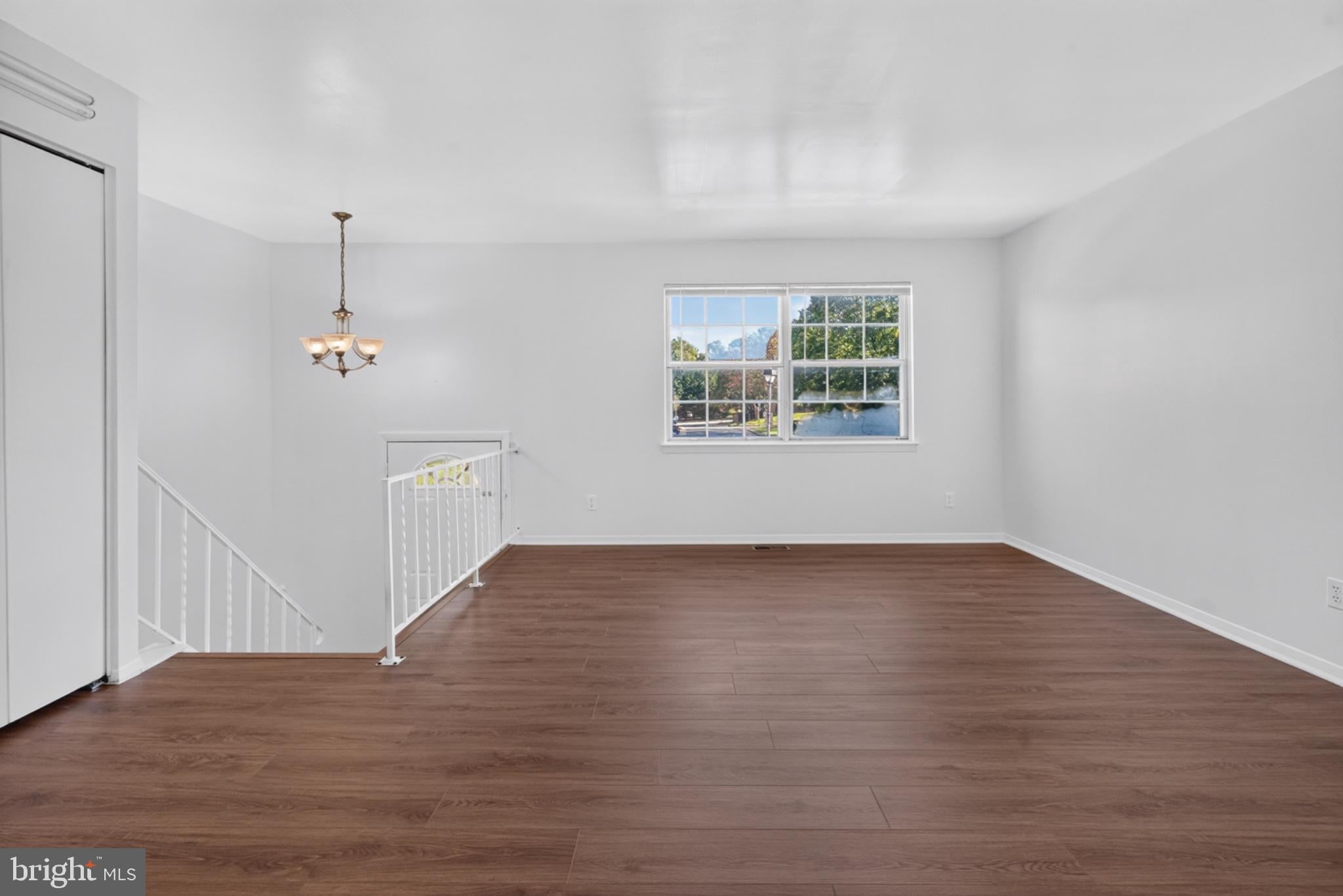 311 HOMETOWN WAY