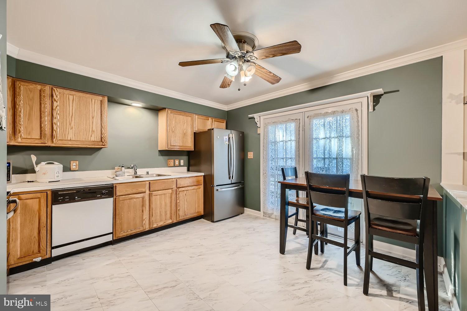 NOTTINGHAM VILLAGE - Residential