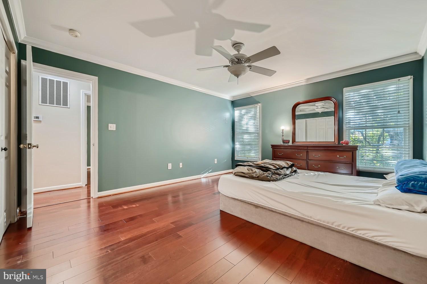 NOTTINGHAM VILLAGE - Residential