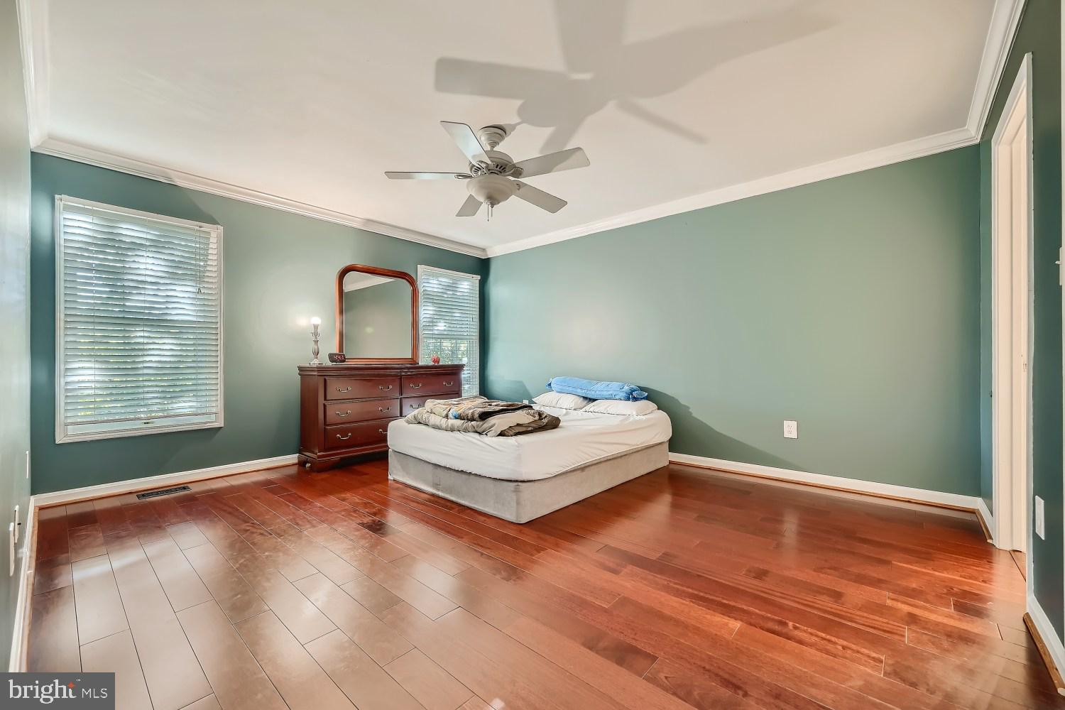 NOTTINGHAM VILLAGE - Residential