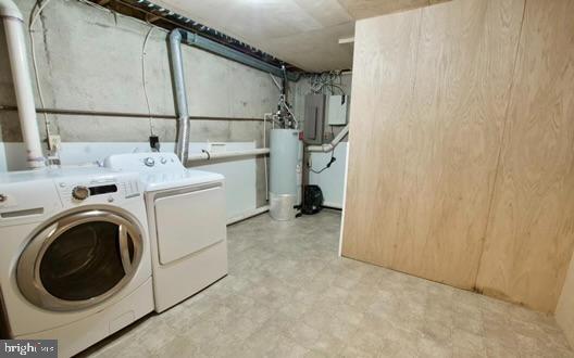 THOMPSONS PURCHASE - Residential Lease