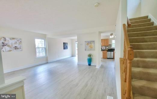 THOMPSONS PURCHASE - Residential Lease