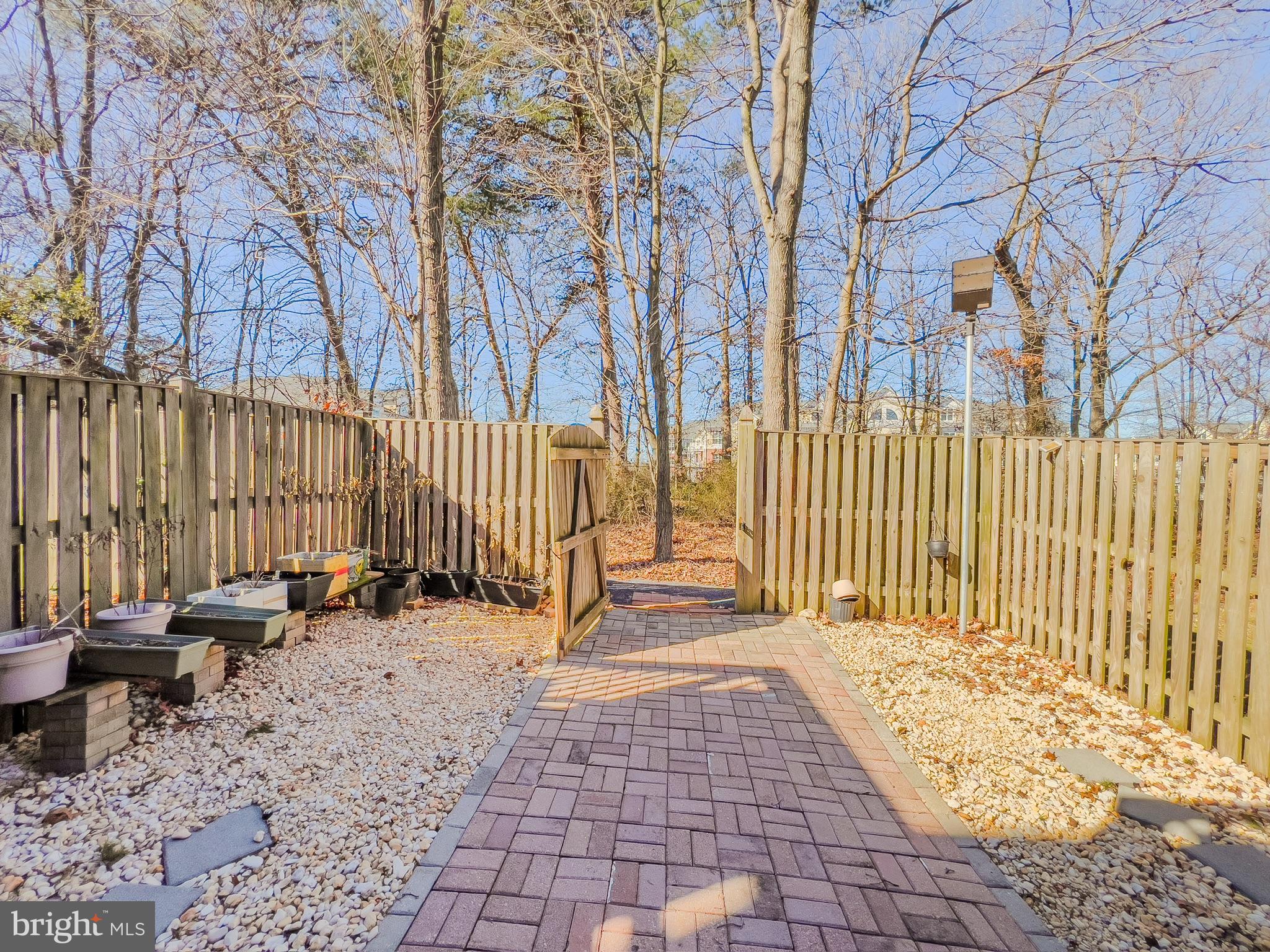 MAYFAIR - Residential