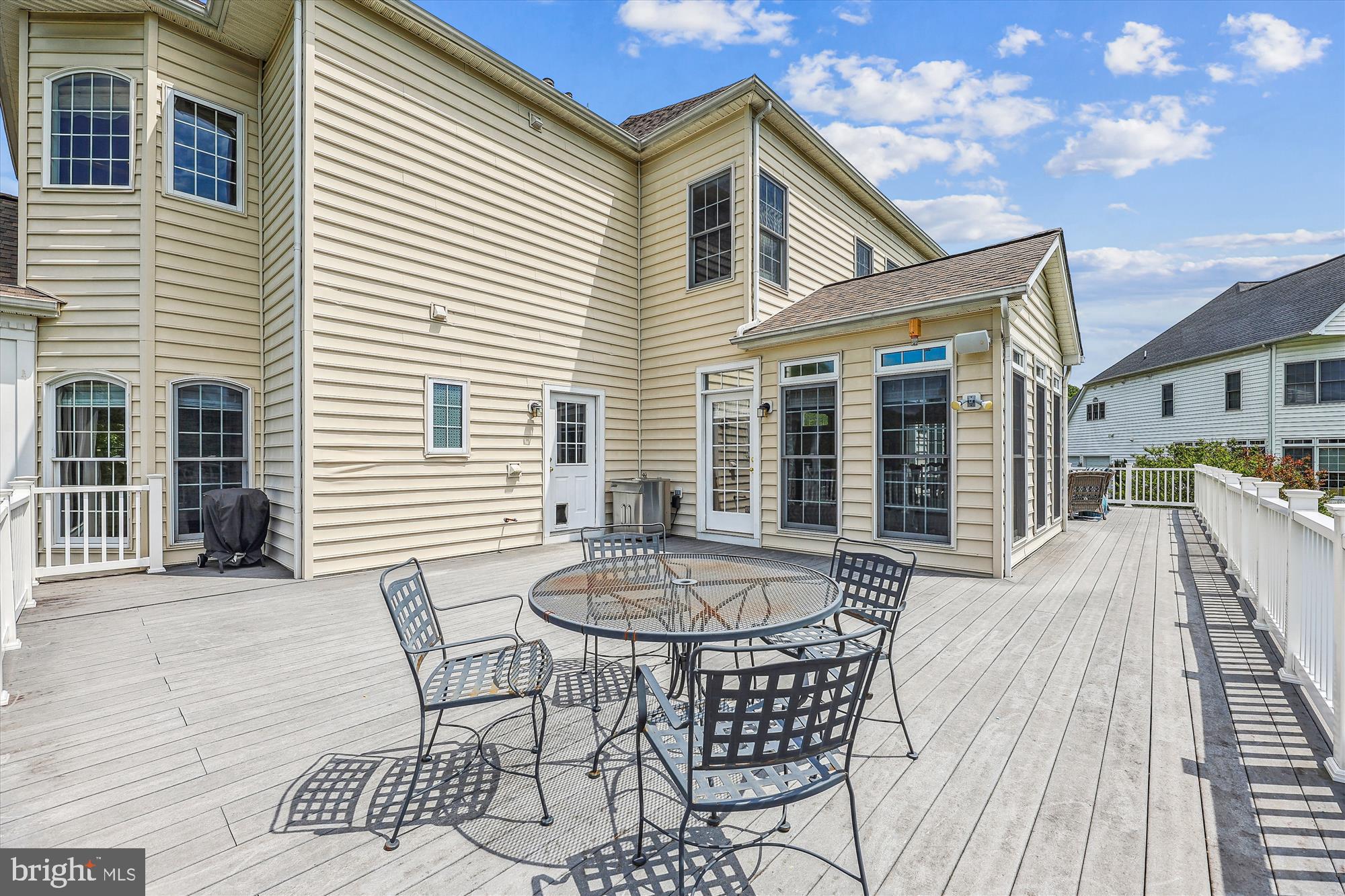 WILLOW RIDGE - Residential