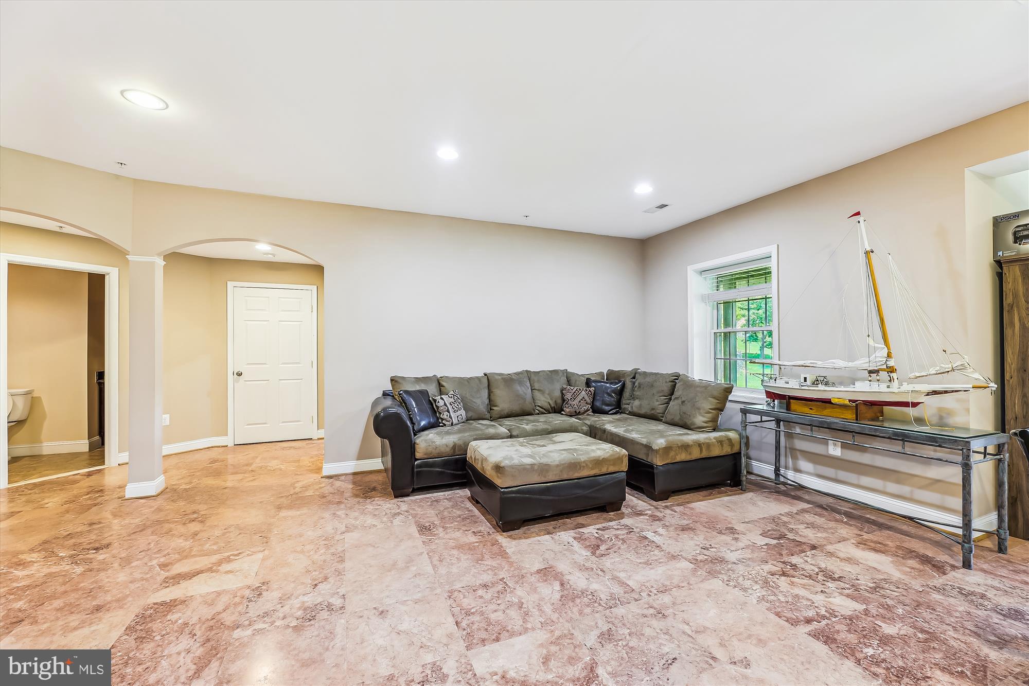 WILLOW RIDGE - Residential