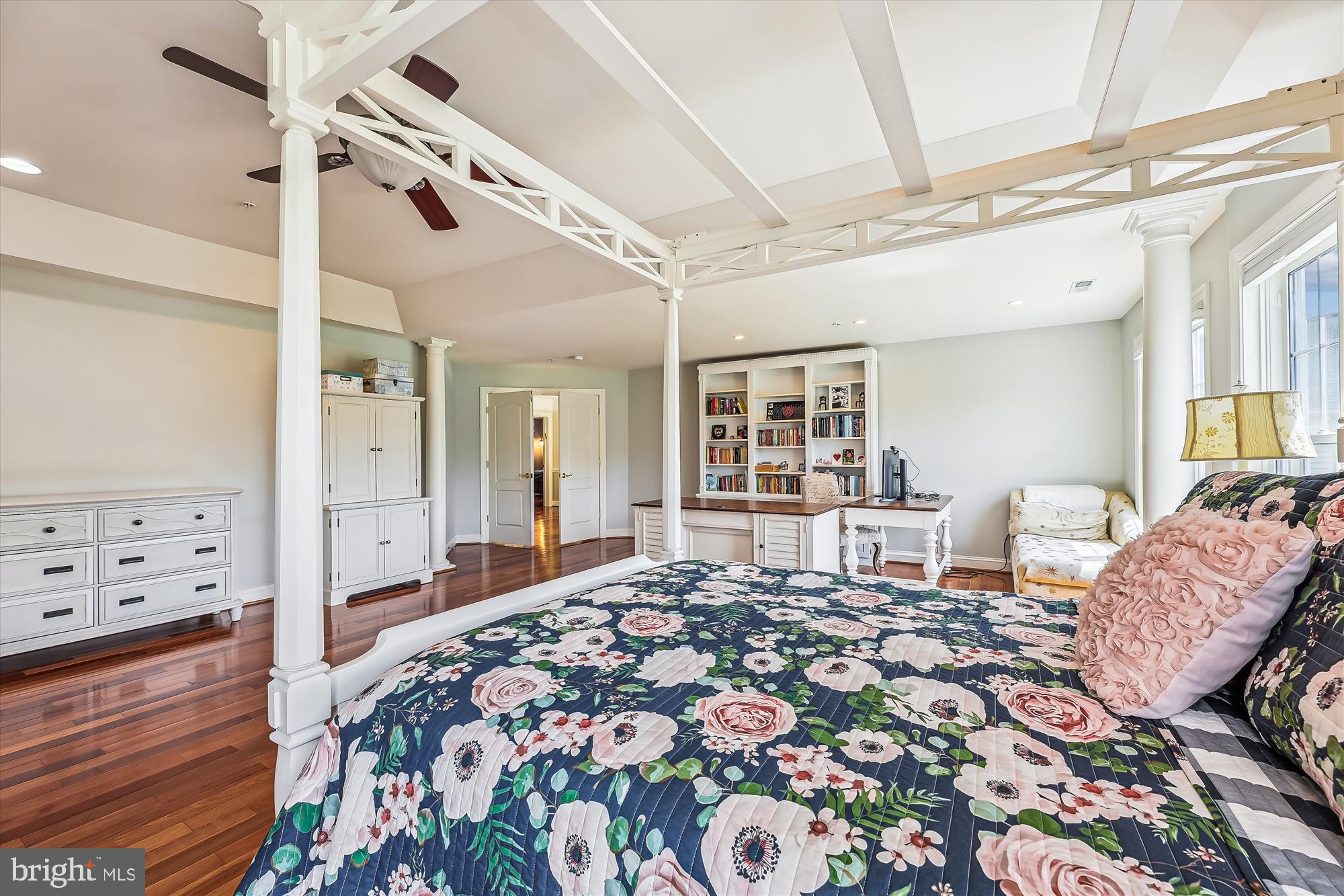 WILLOW RIDGE - Residential