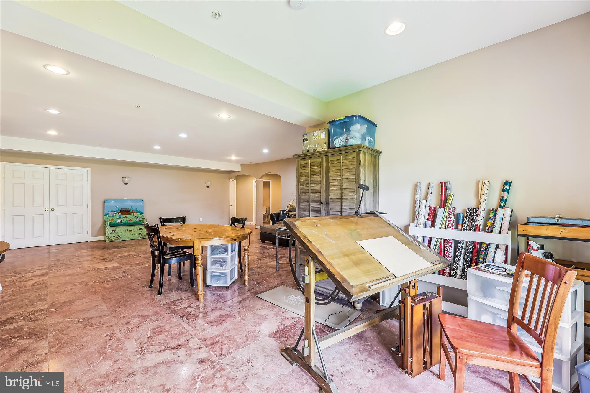 WILLOW RIDGE - Residential