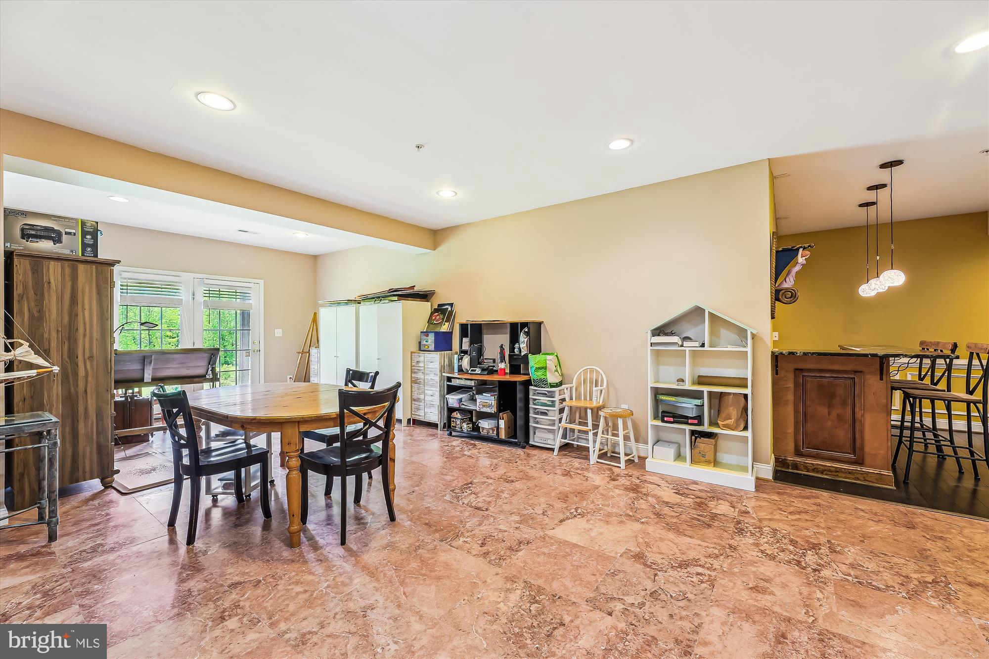 WILLOW RIDGE - Residential