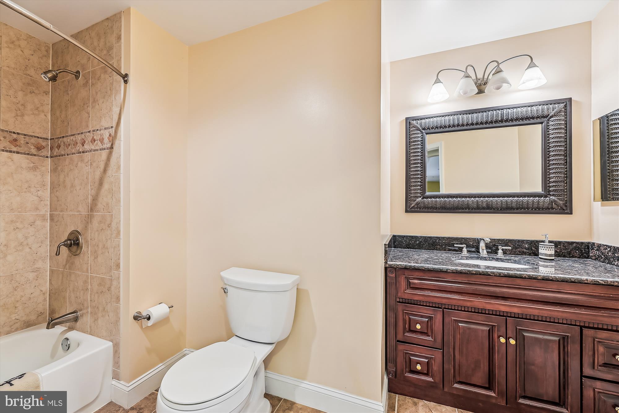 WILLOW RIDGE - Residential