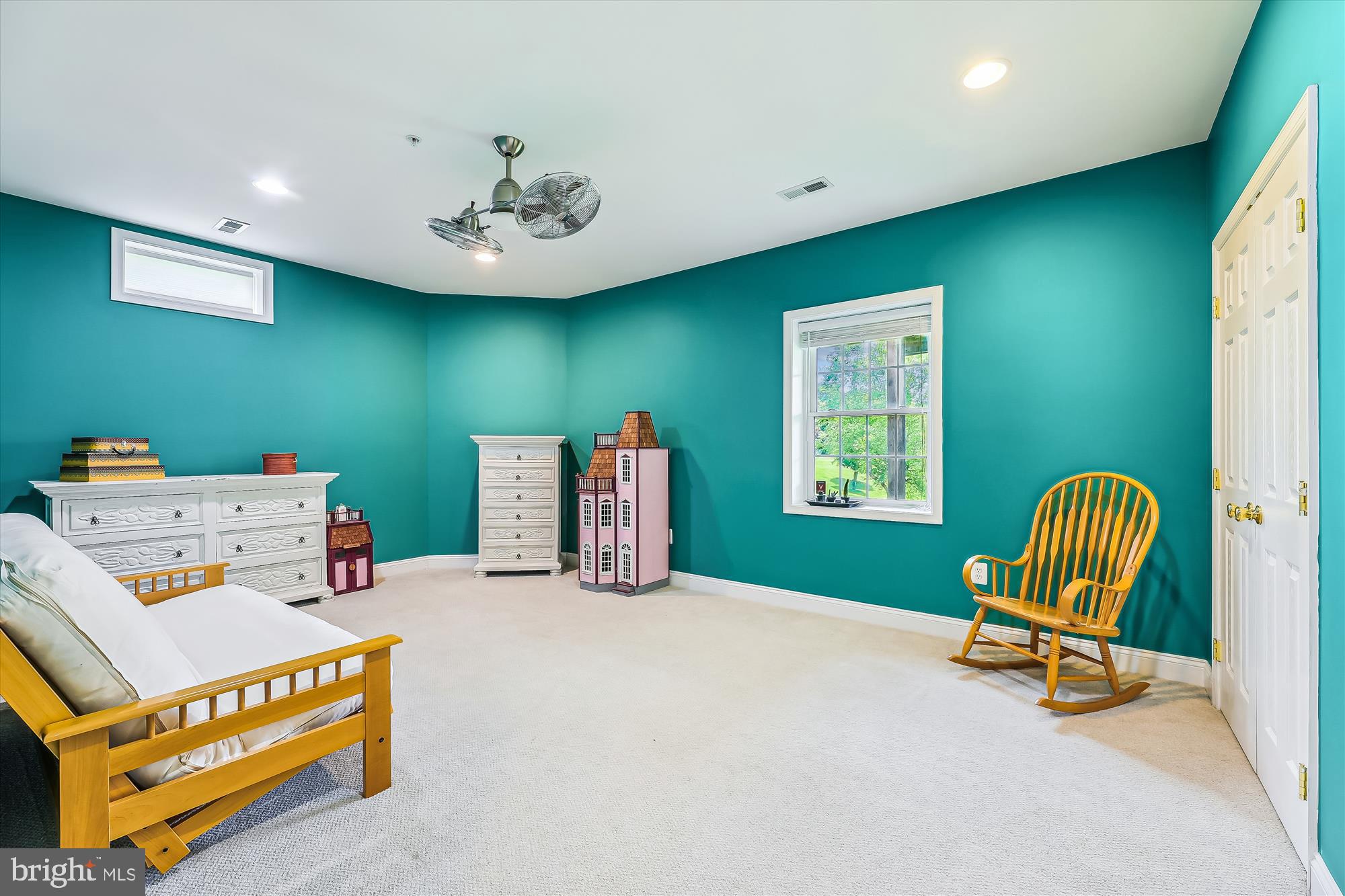 WILLOW RIDGE - Residential