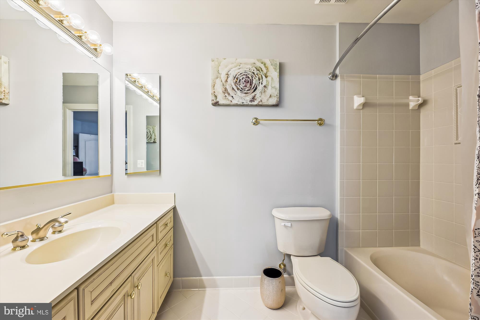 WILLOW RIDGE - Residential