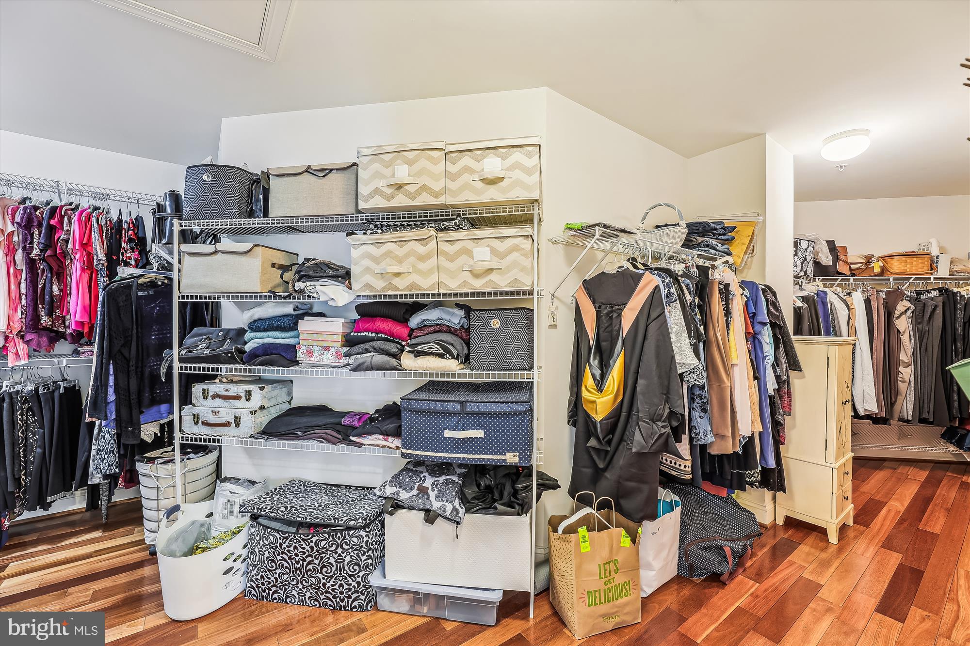 WILLOW RIDGE - Residential