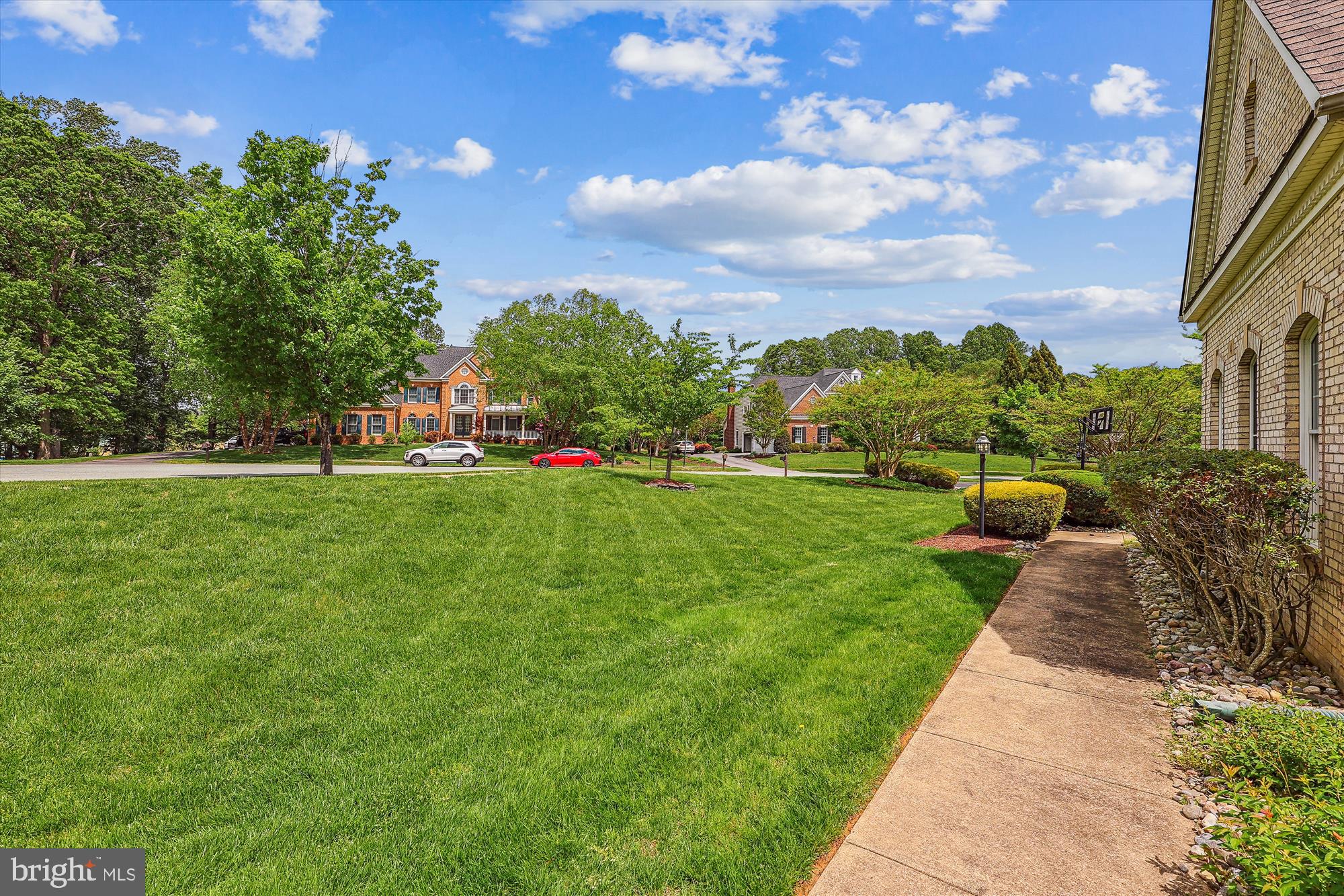 WILLOW RIDGE - Residential