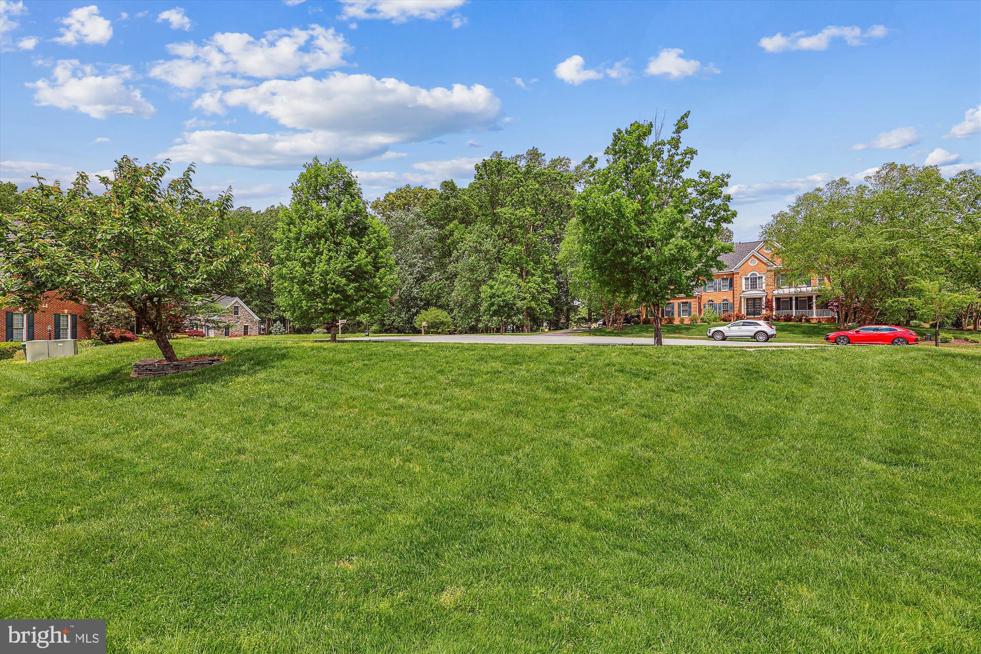 WILLOW RIDGE - Residential