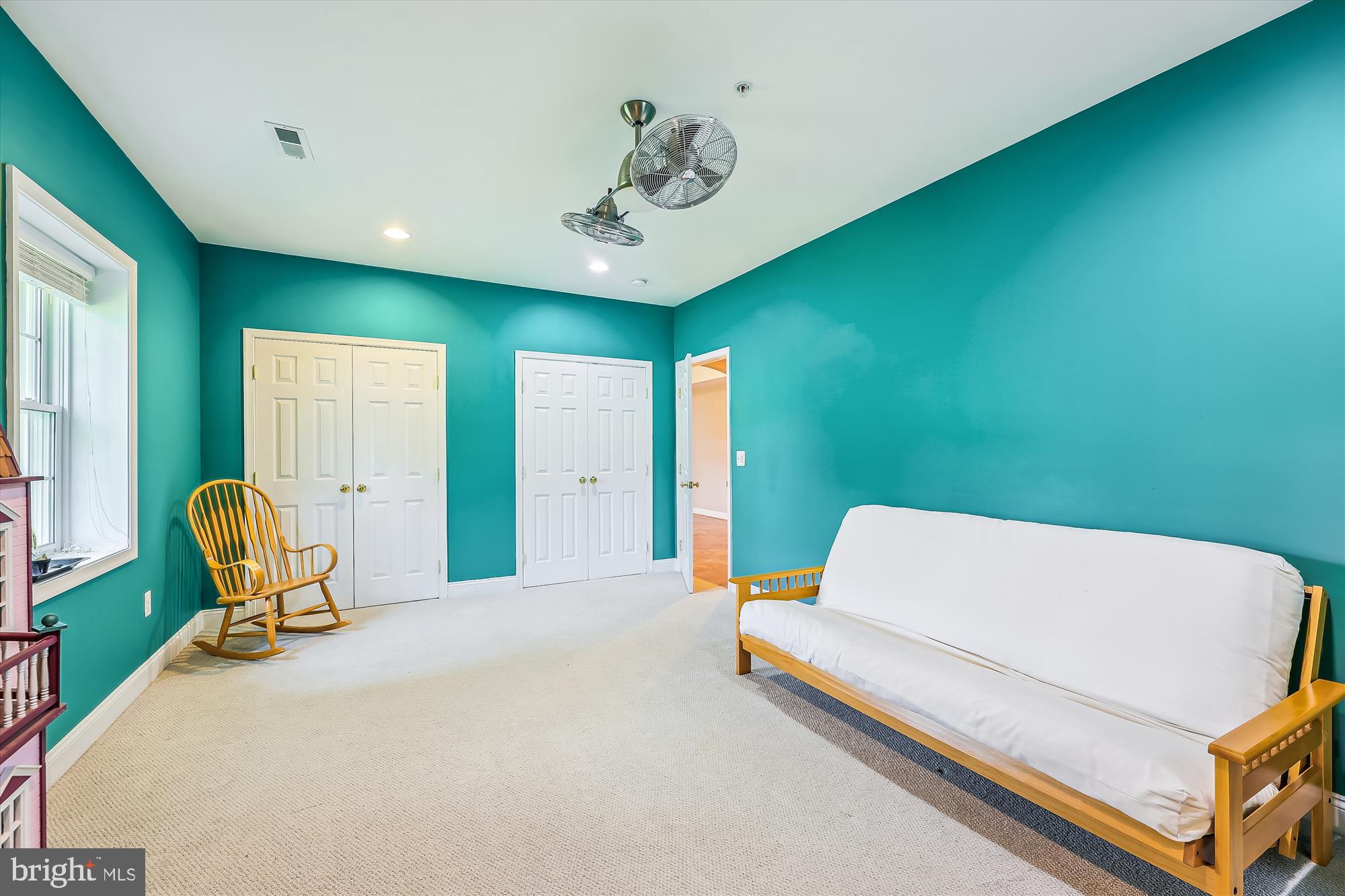 WILLOW RIDGE - Residential