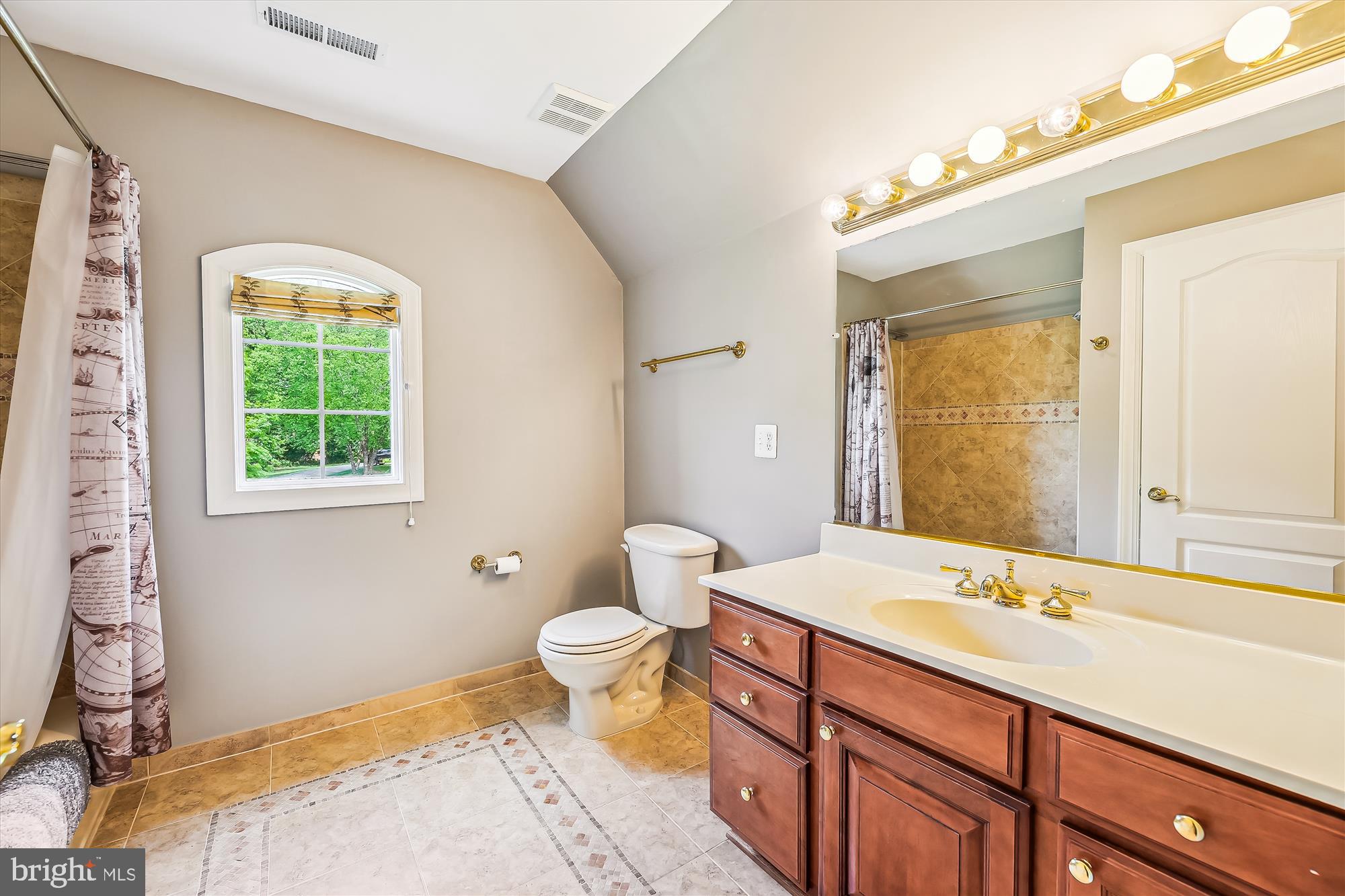 WILLOW RIDGE - Residential