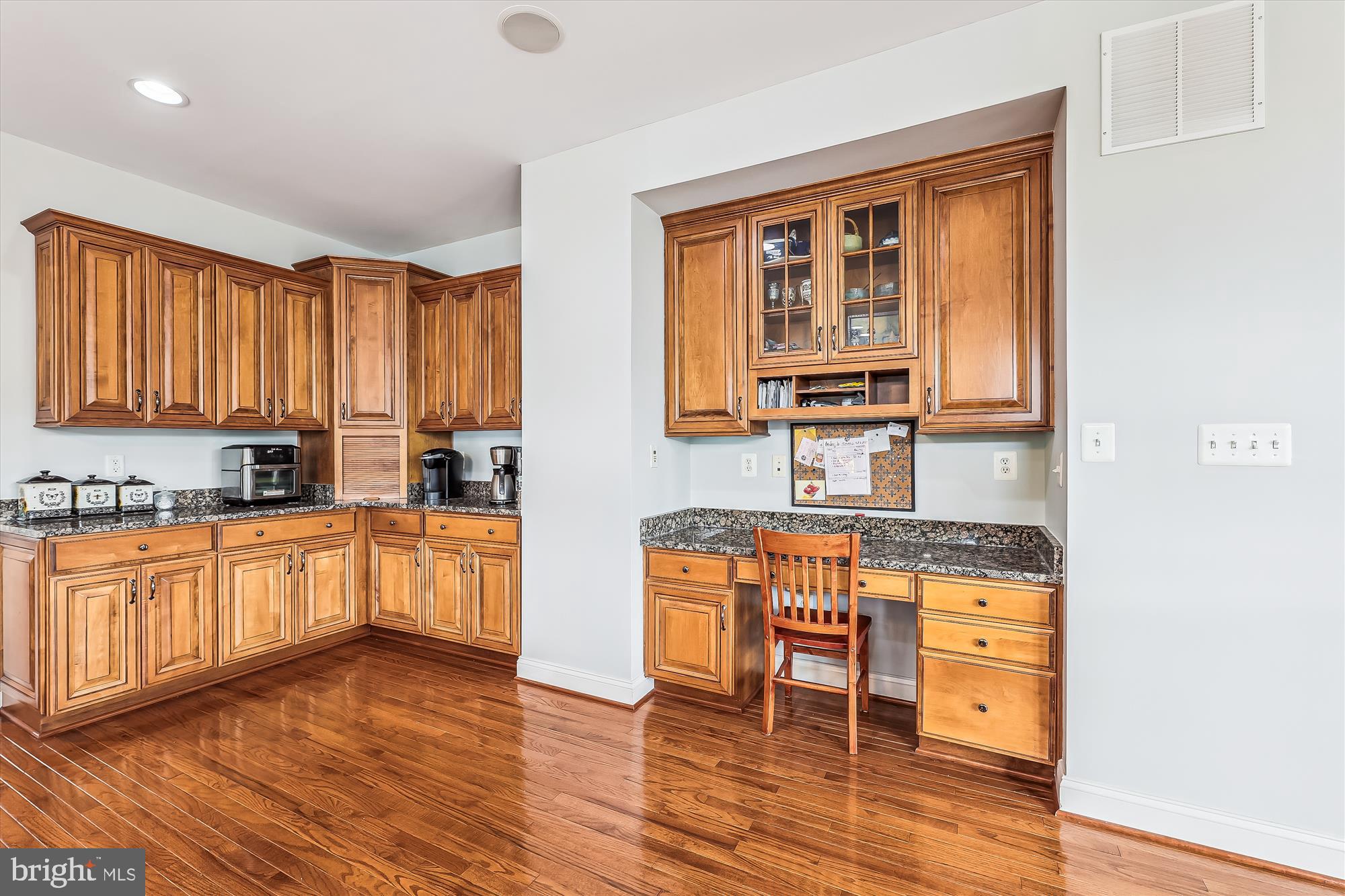 WILLOW RIDGE - Residential