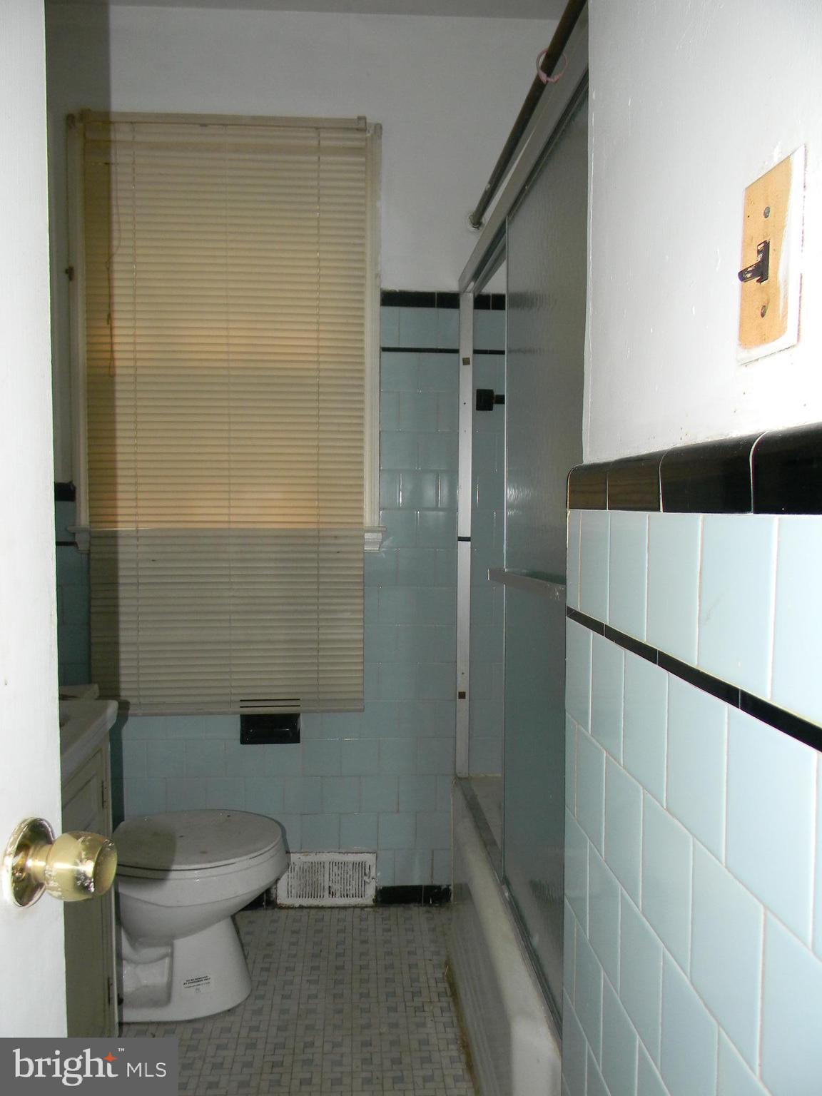 LOCHERN - Residential