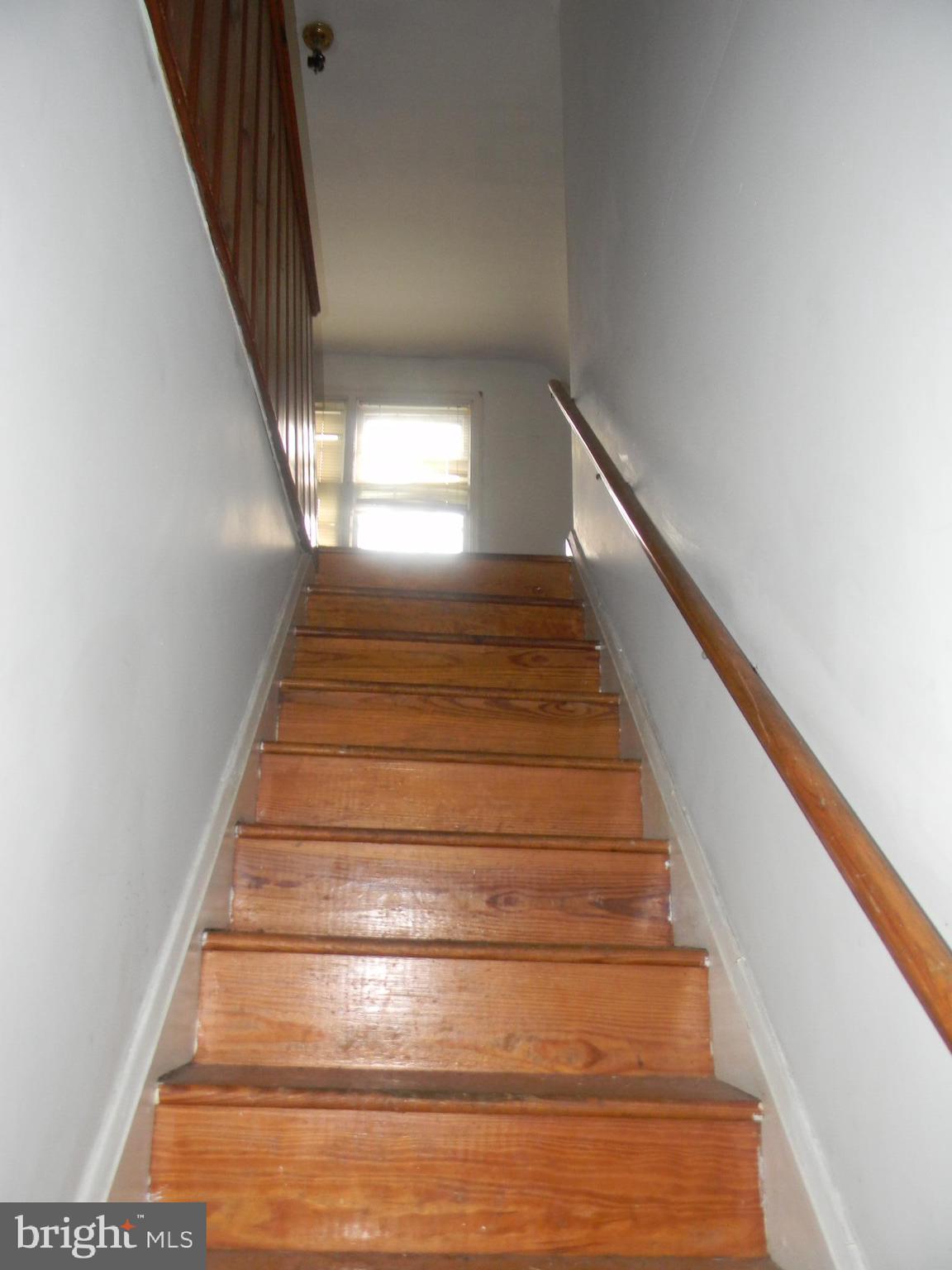 LOCHERN - Residential