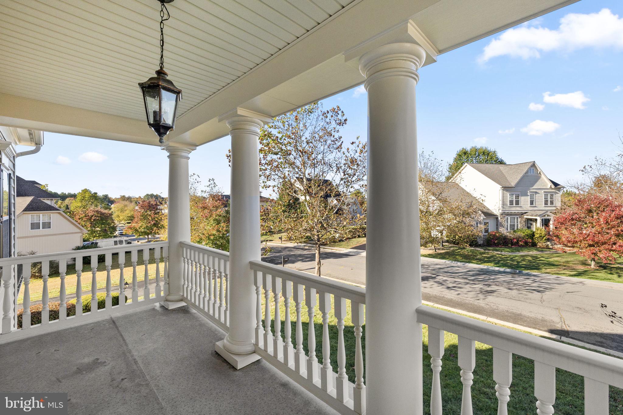 VINT HILL - Residential