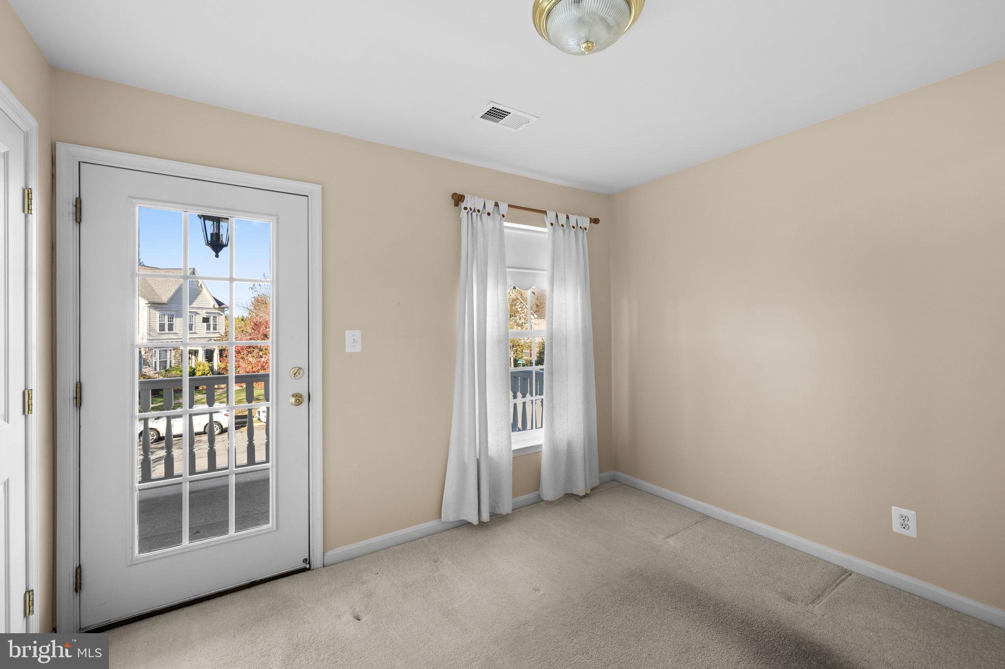 VINT HILL - Residential