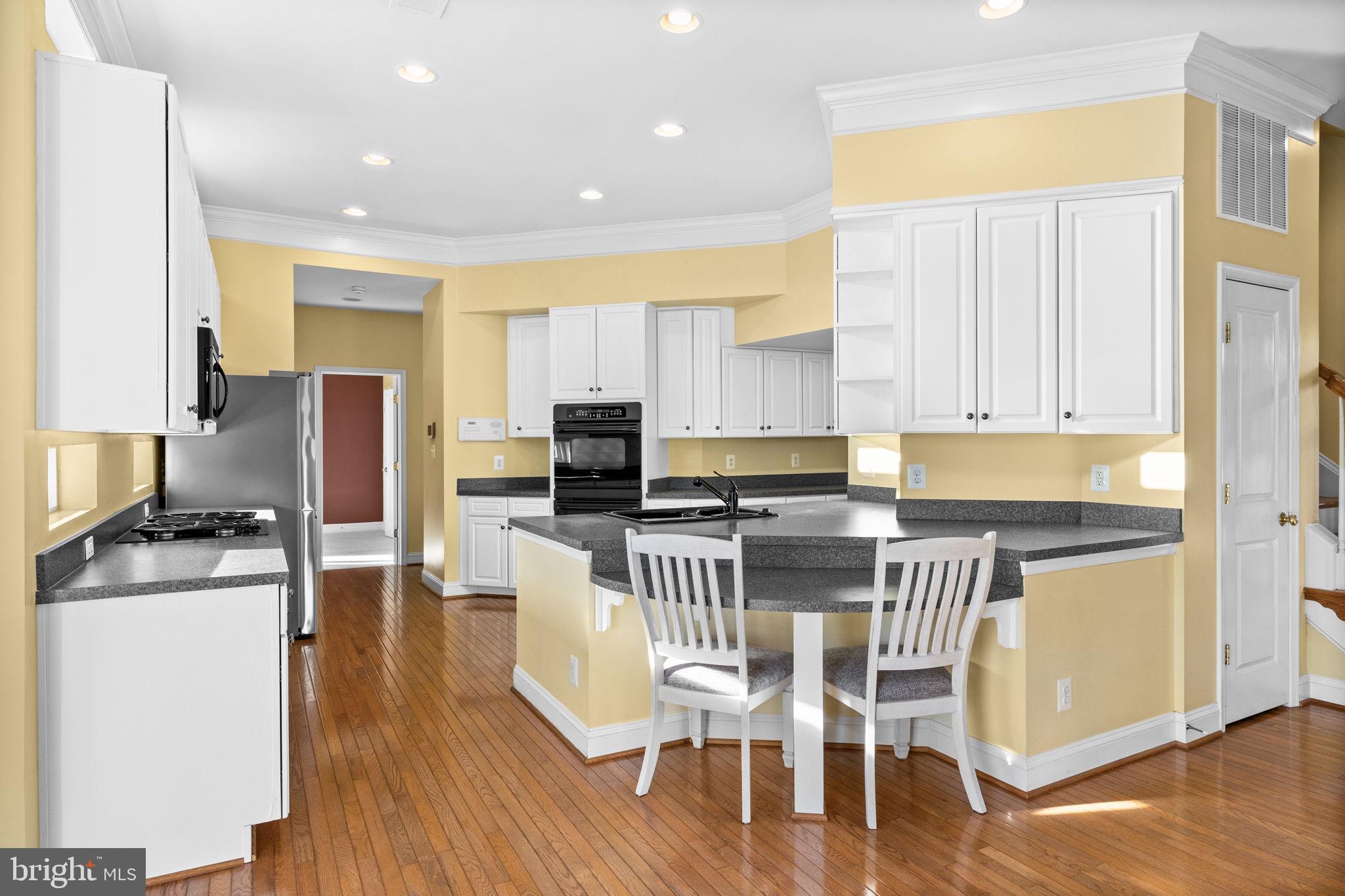 VINT HILL - Residential