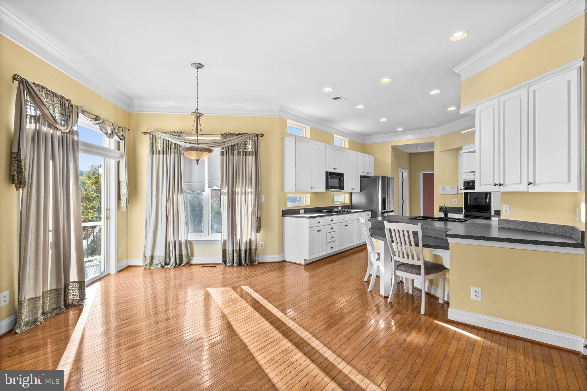 VINT HILL - Residential