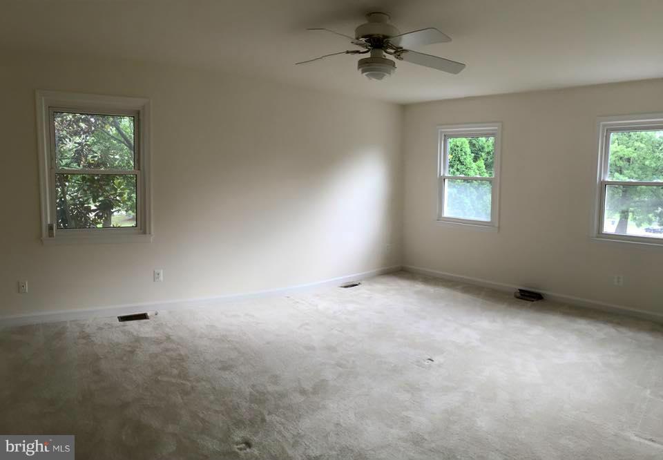 BROOKFIELD - Residential Lease