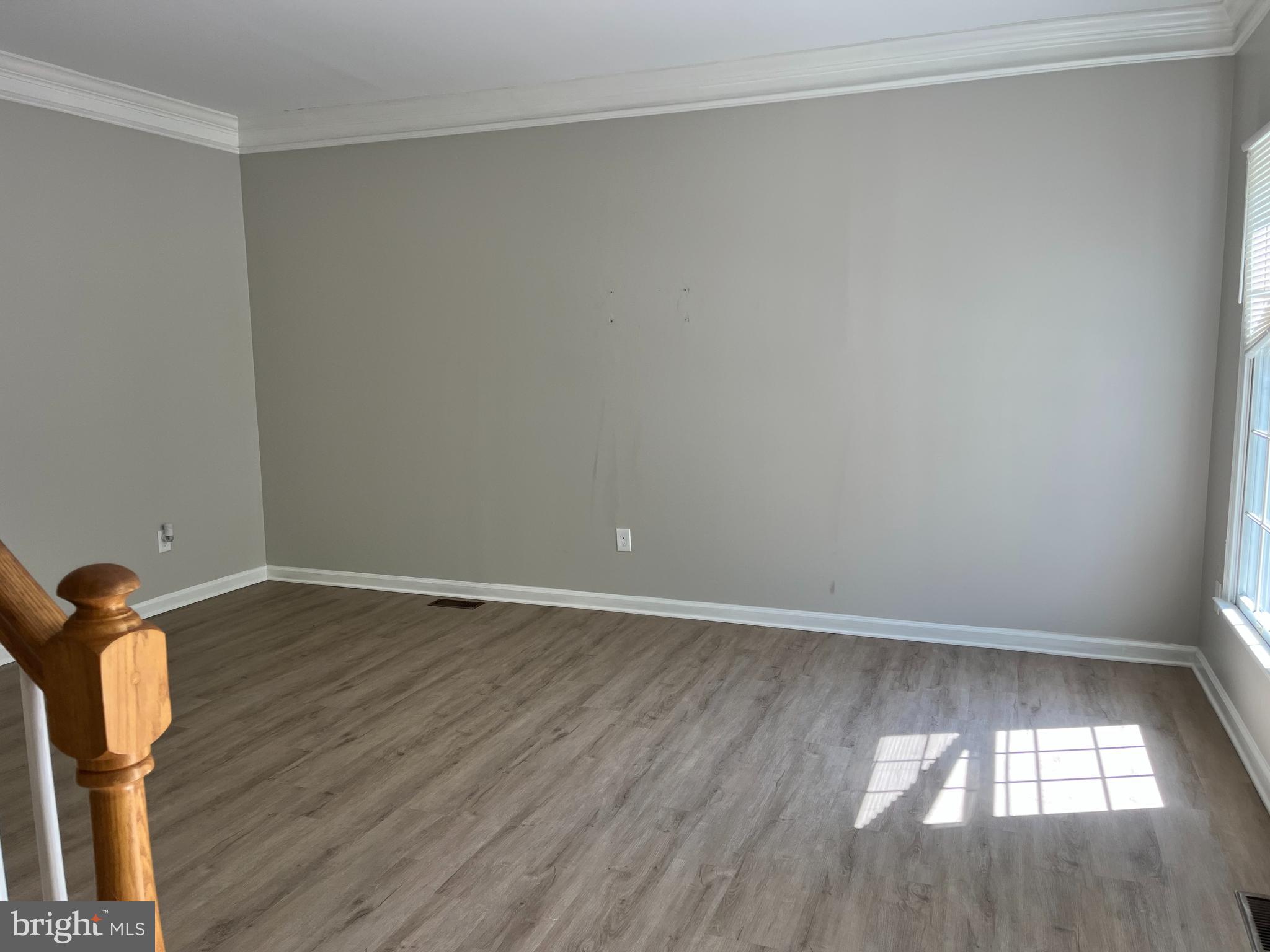 WILLIAMSBURG - Residential