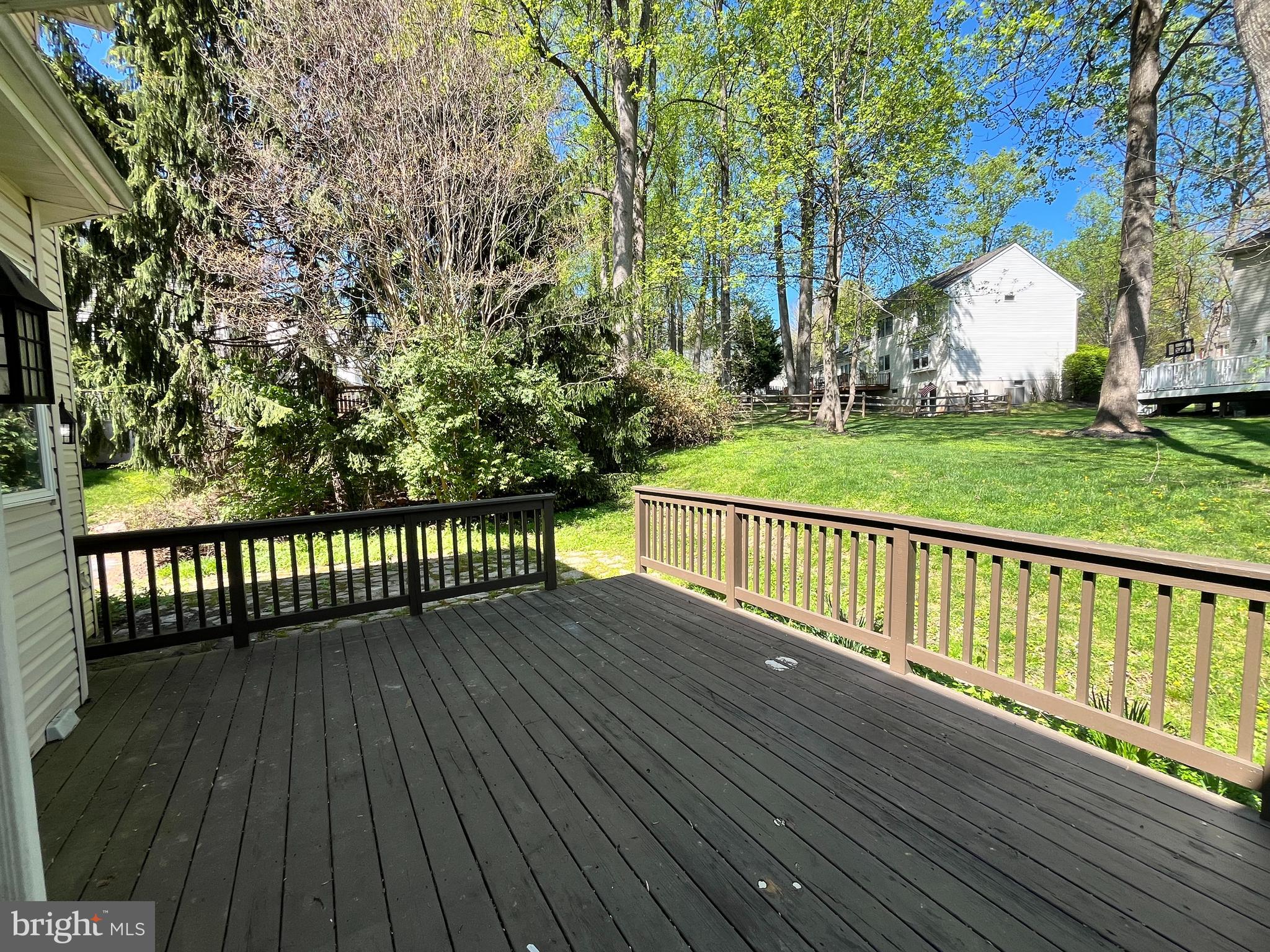 WILLIAMSBURG - Residential