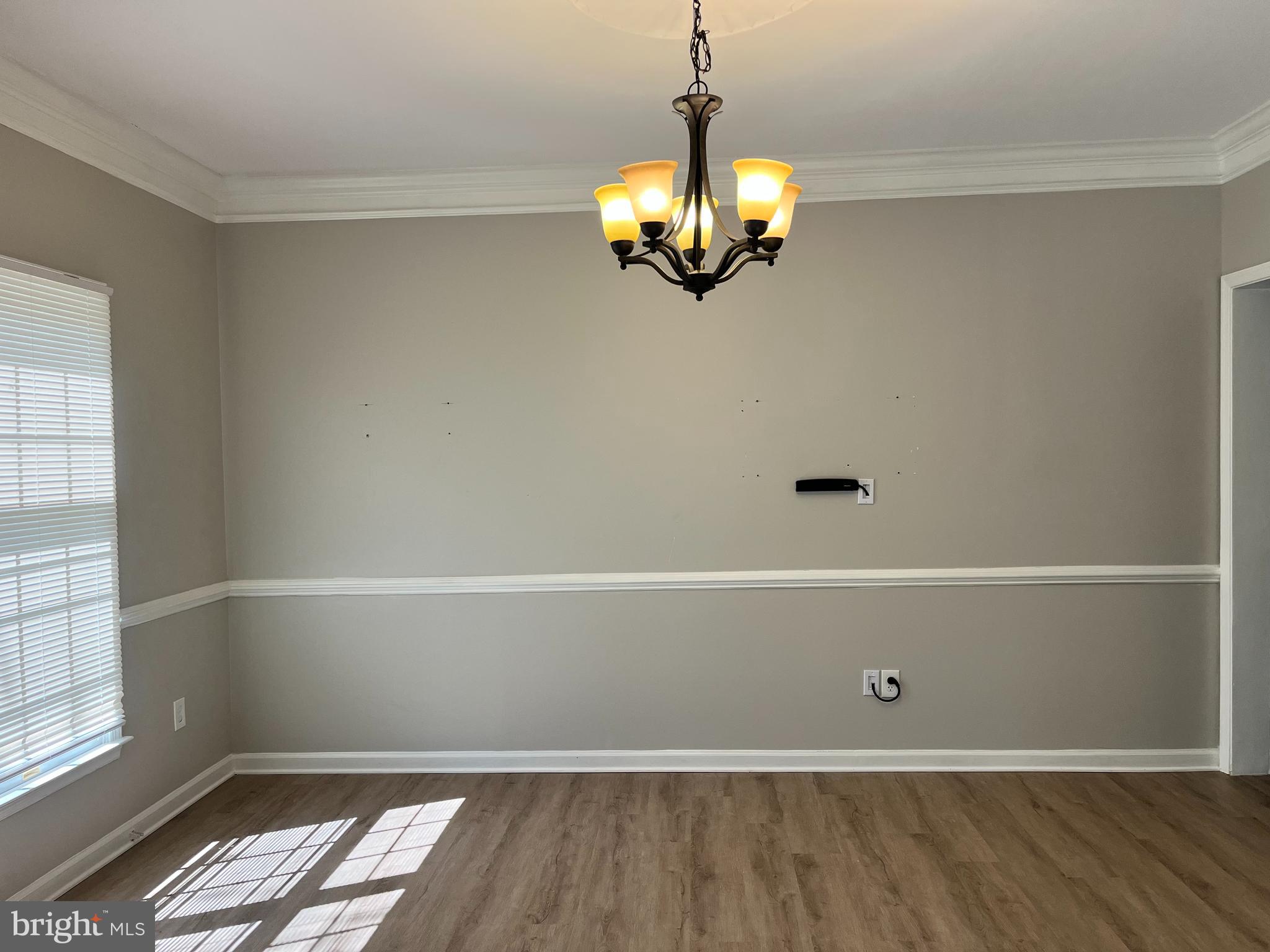 WILLIAMSBURG - Residential