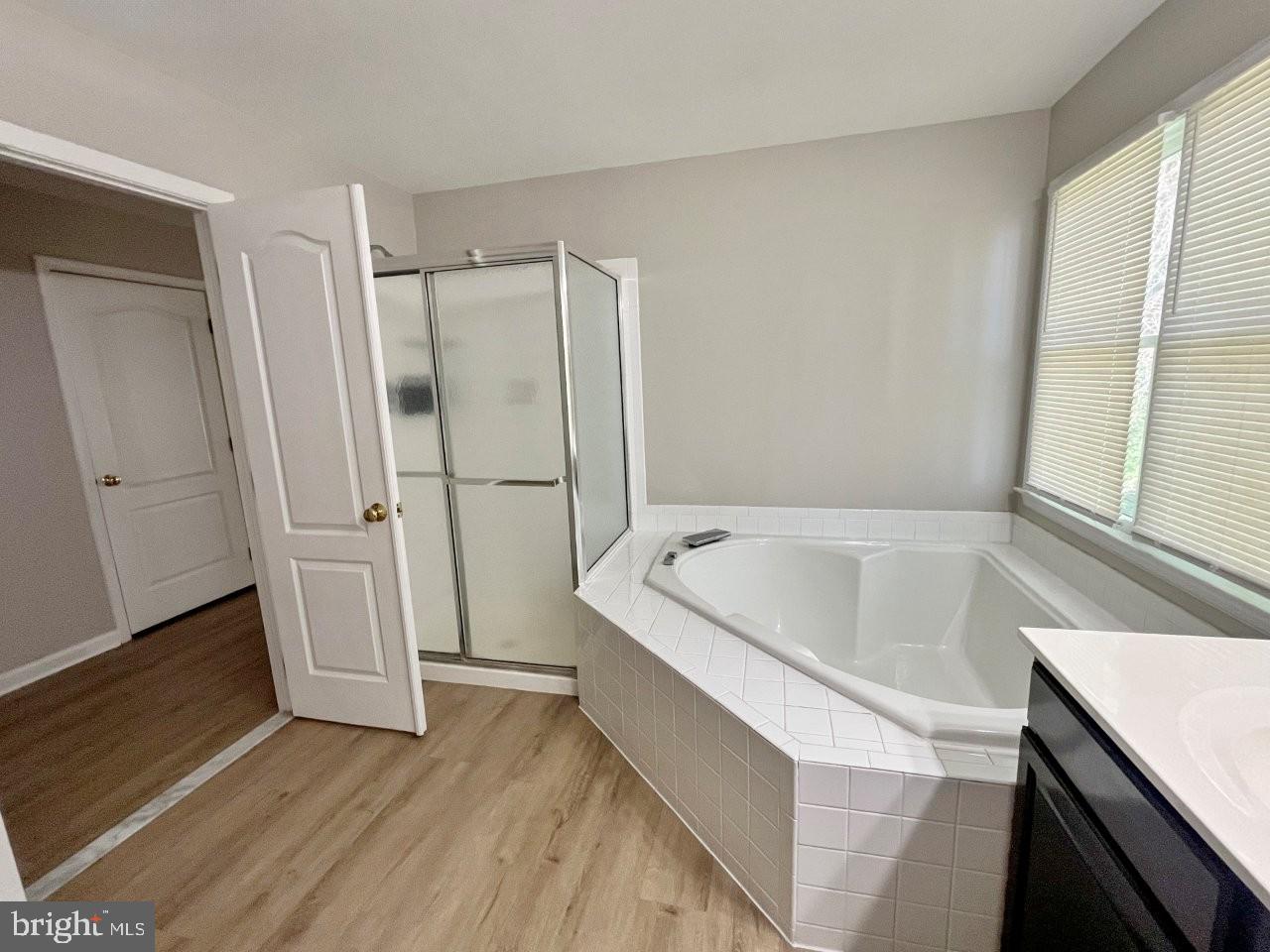 WILLIAMSBURG - Residential