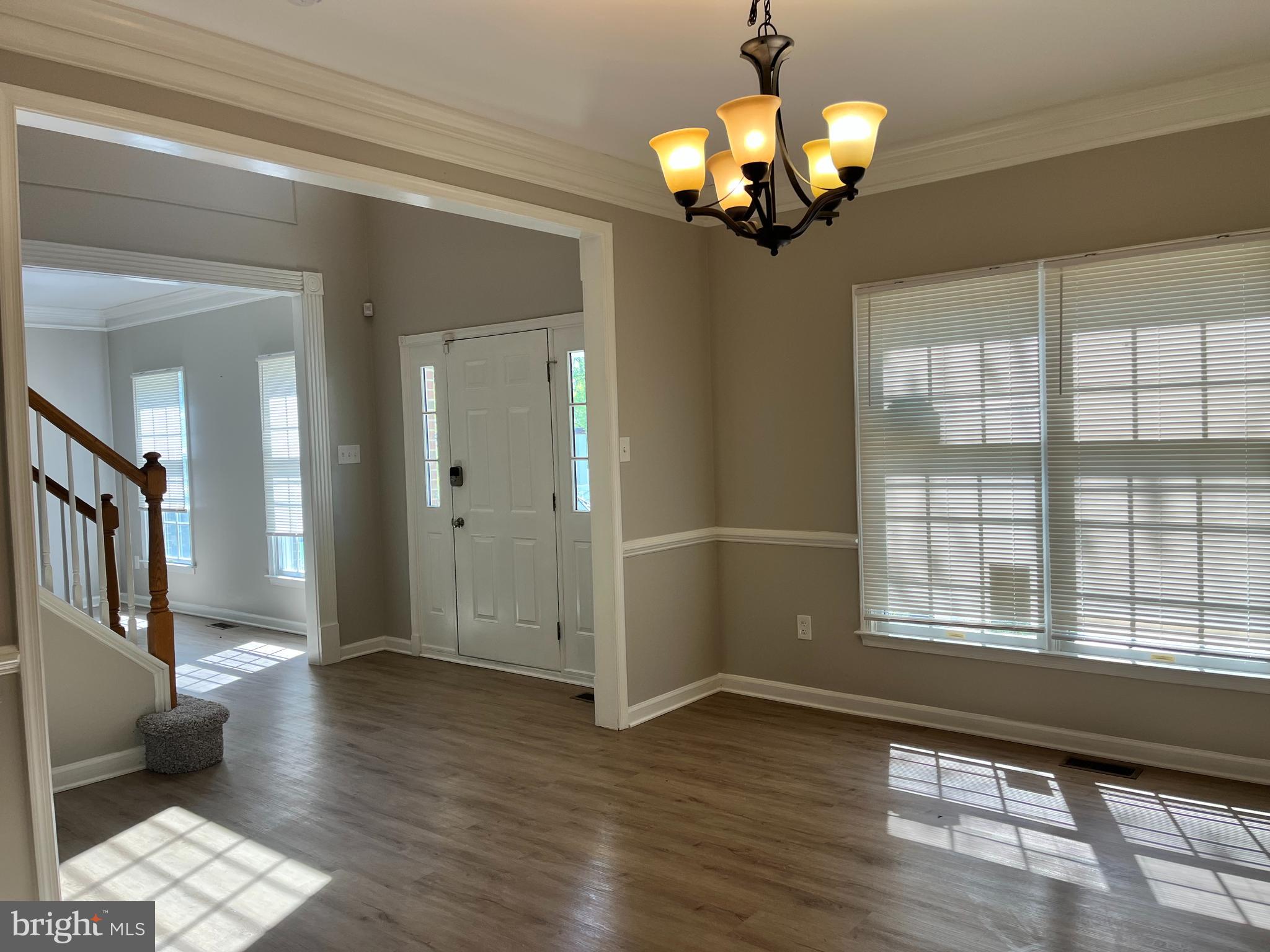 WILLIAMSBURG - Residential