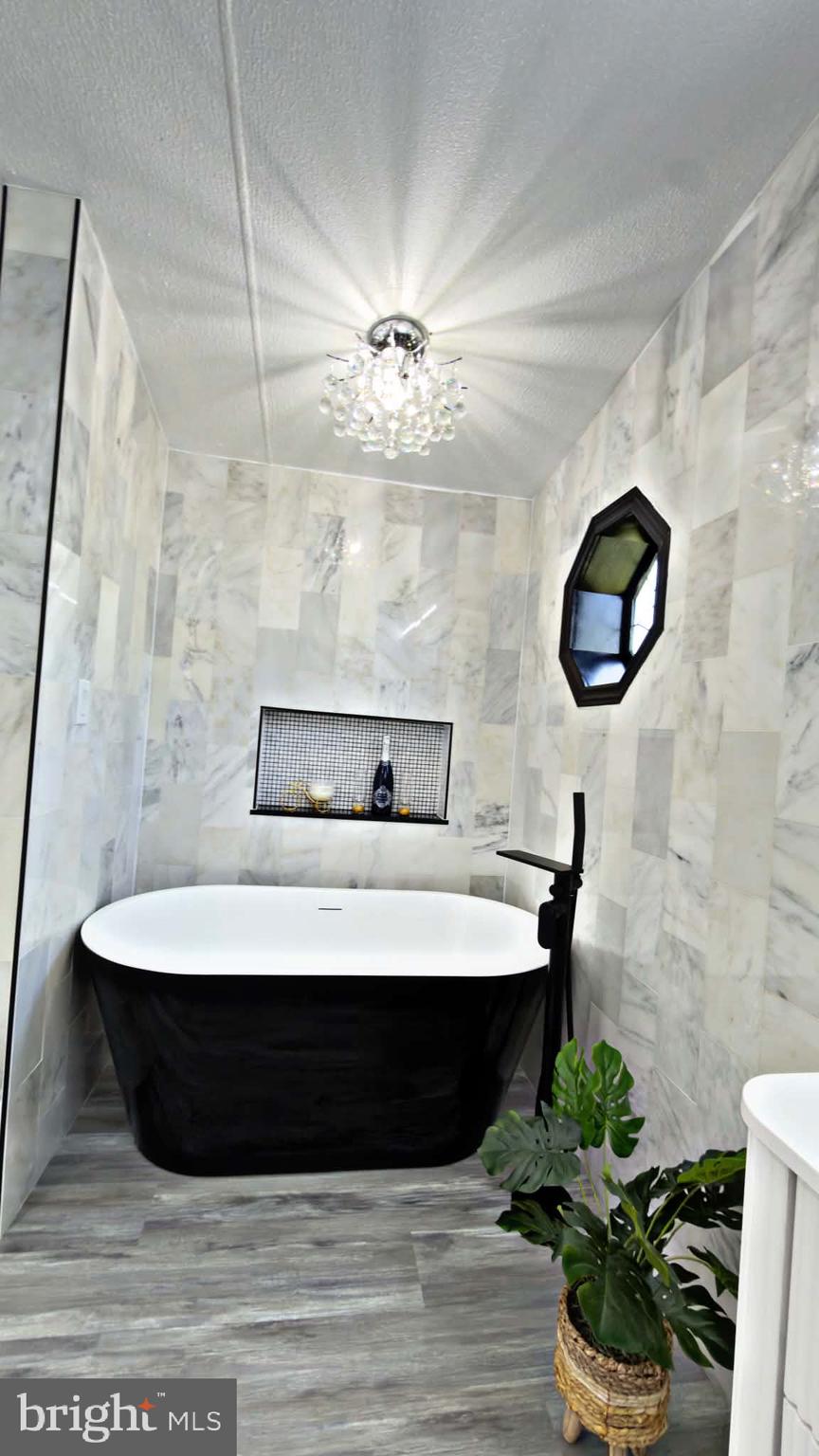 SWAN HARBOR DELL - Residential